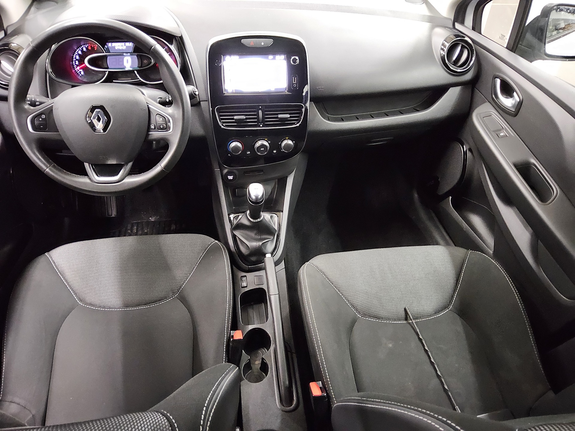 Renault Clio Grandtour 0.9 TCe Navi DAB Klima 5