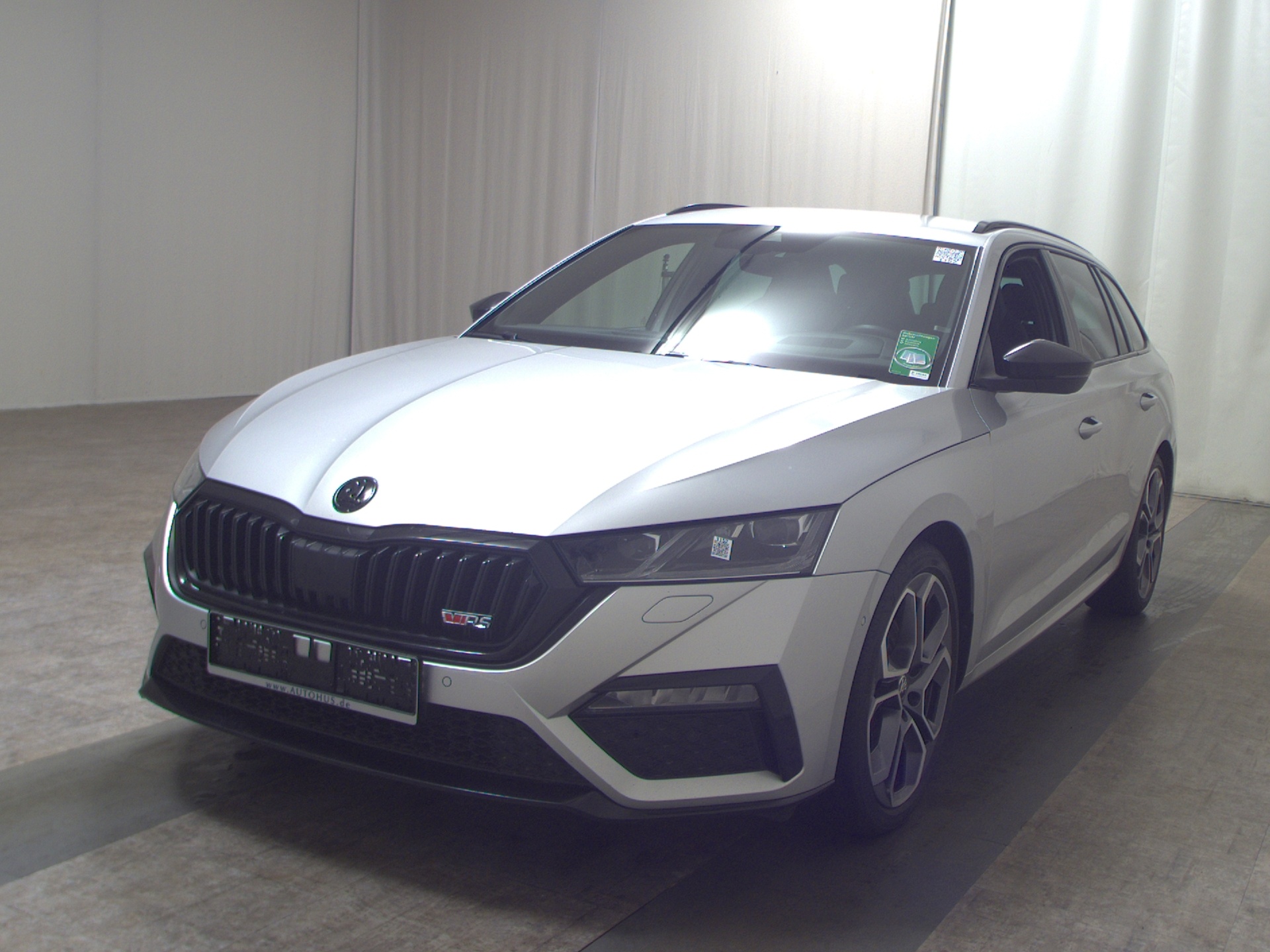 Skoda Octavia Kombi 2.0 TDI RS Plus Navi Matrix vc HuD 2