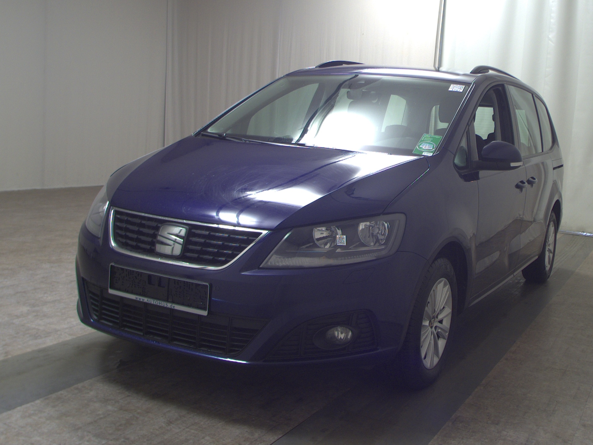 Seat Alhambra 2.0 TDI Style Navi AHK RfK ACC Shz PDC 2