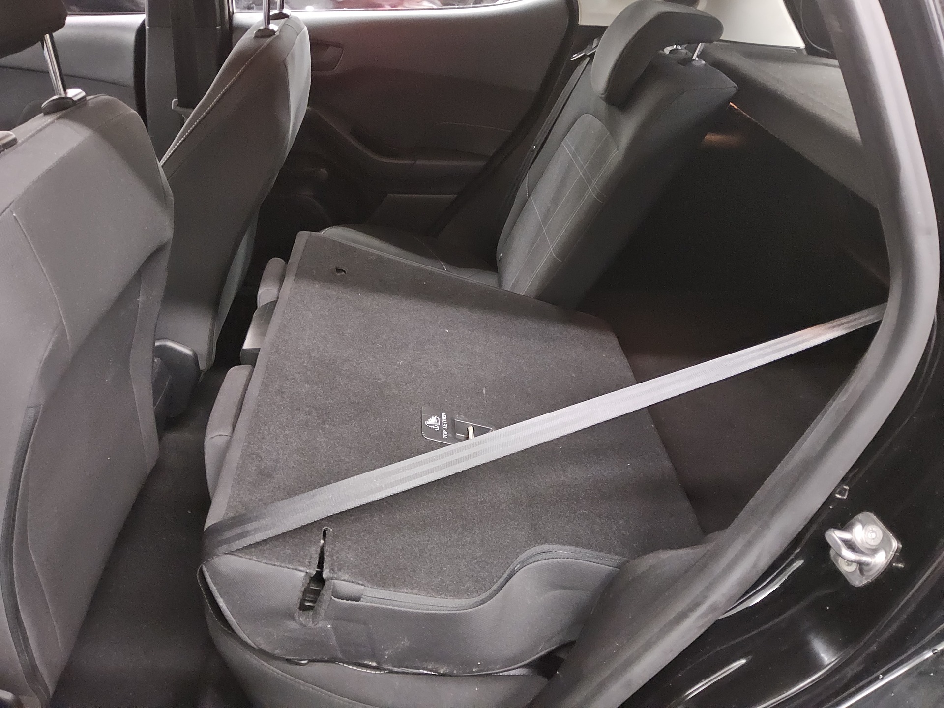 Ford Fiesta 1.0 EB Cool&Connect Navi LED Tempomat PDC 12