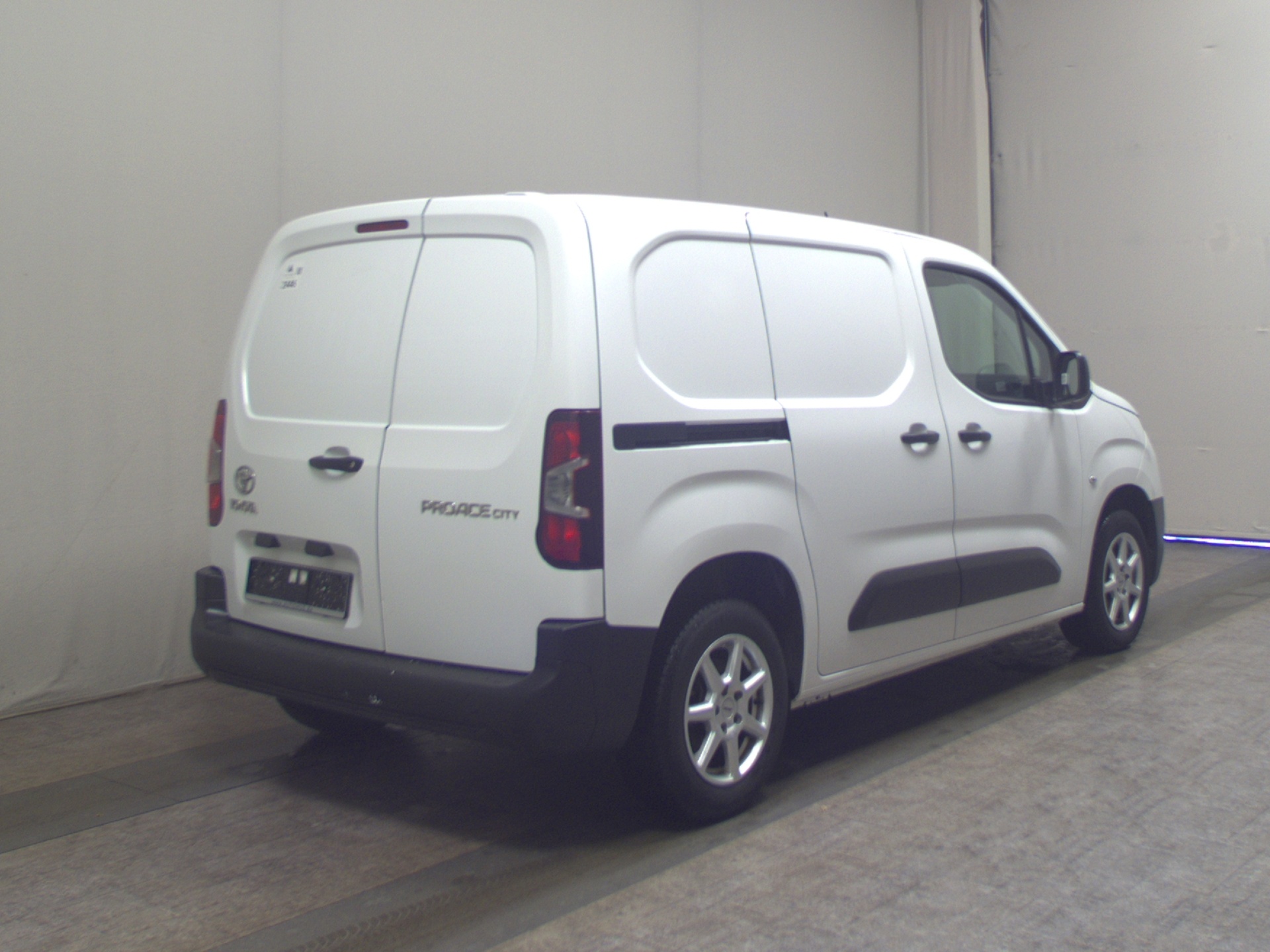 Toyota Proace City L1 Klima Tempomat BT 4