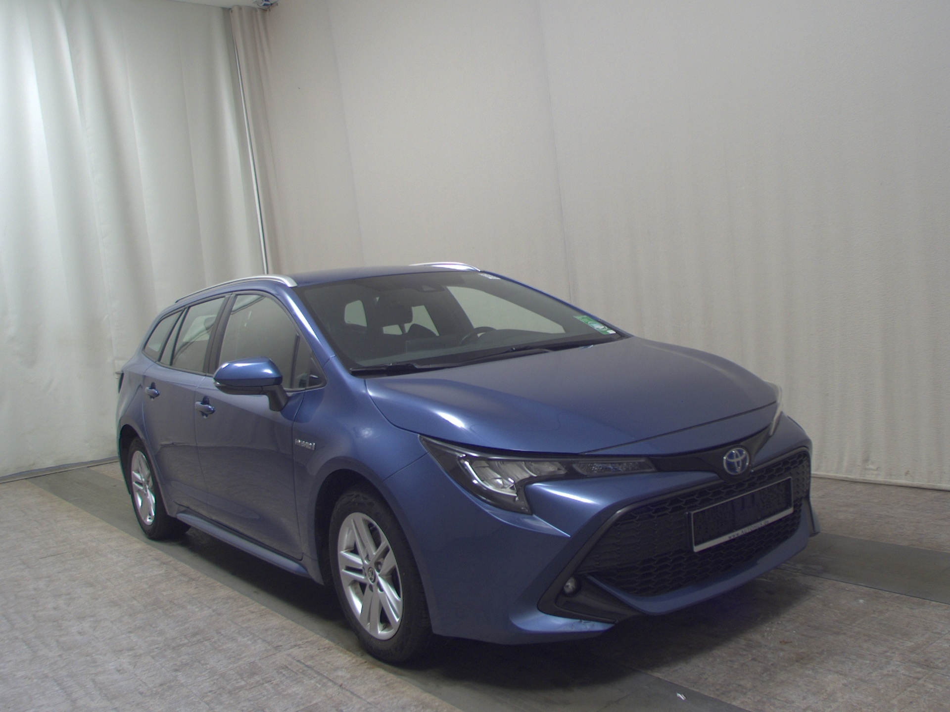 Toyota Corolla Touring Sports 2.0 Hybrid Edition Navi 3