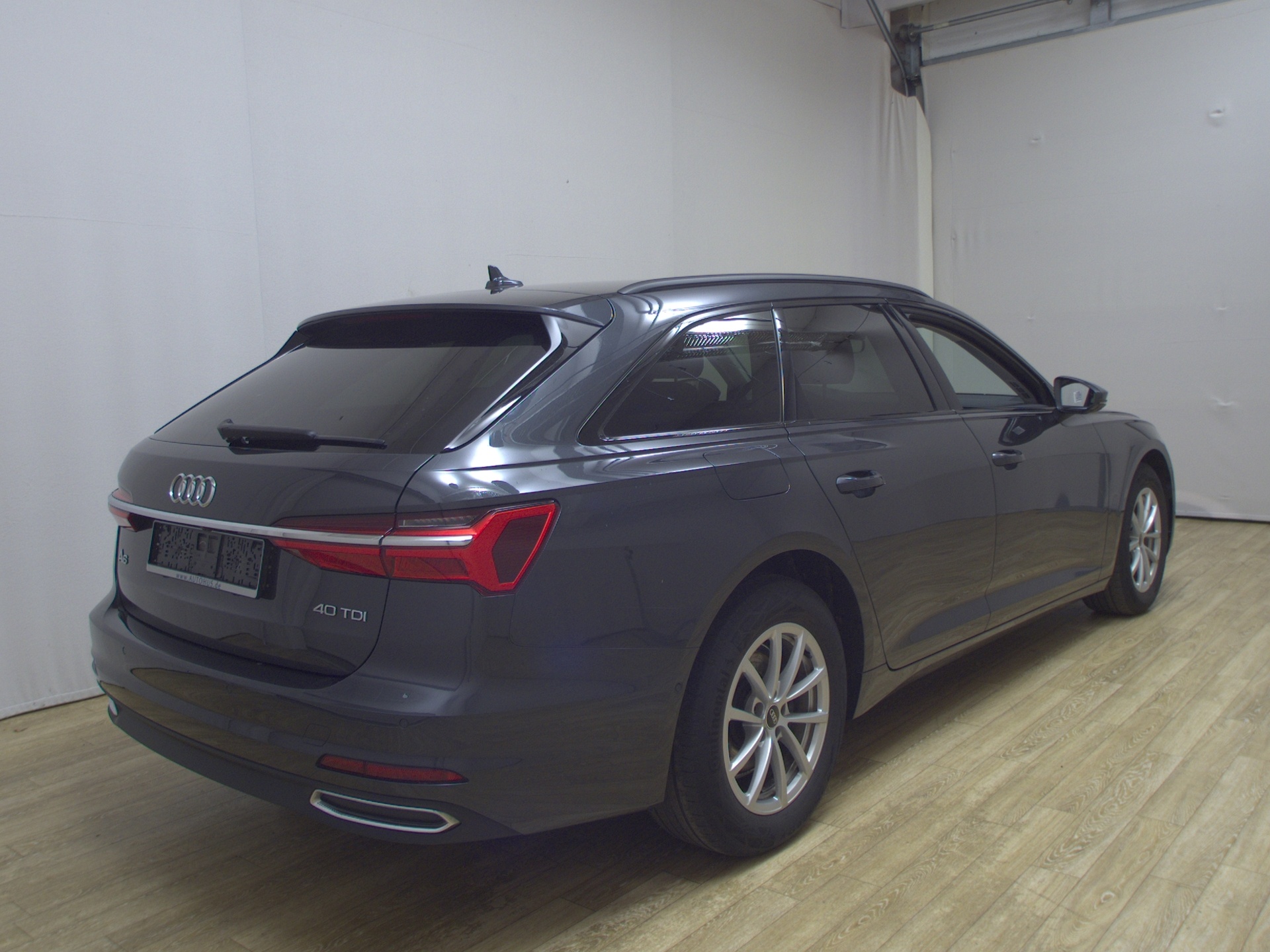 Audi A6 Avant 40 TDI Navi LED ACC RFK Shz 4
