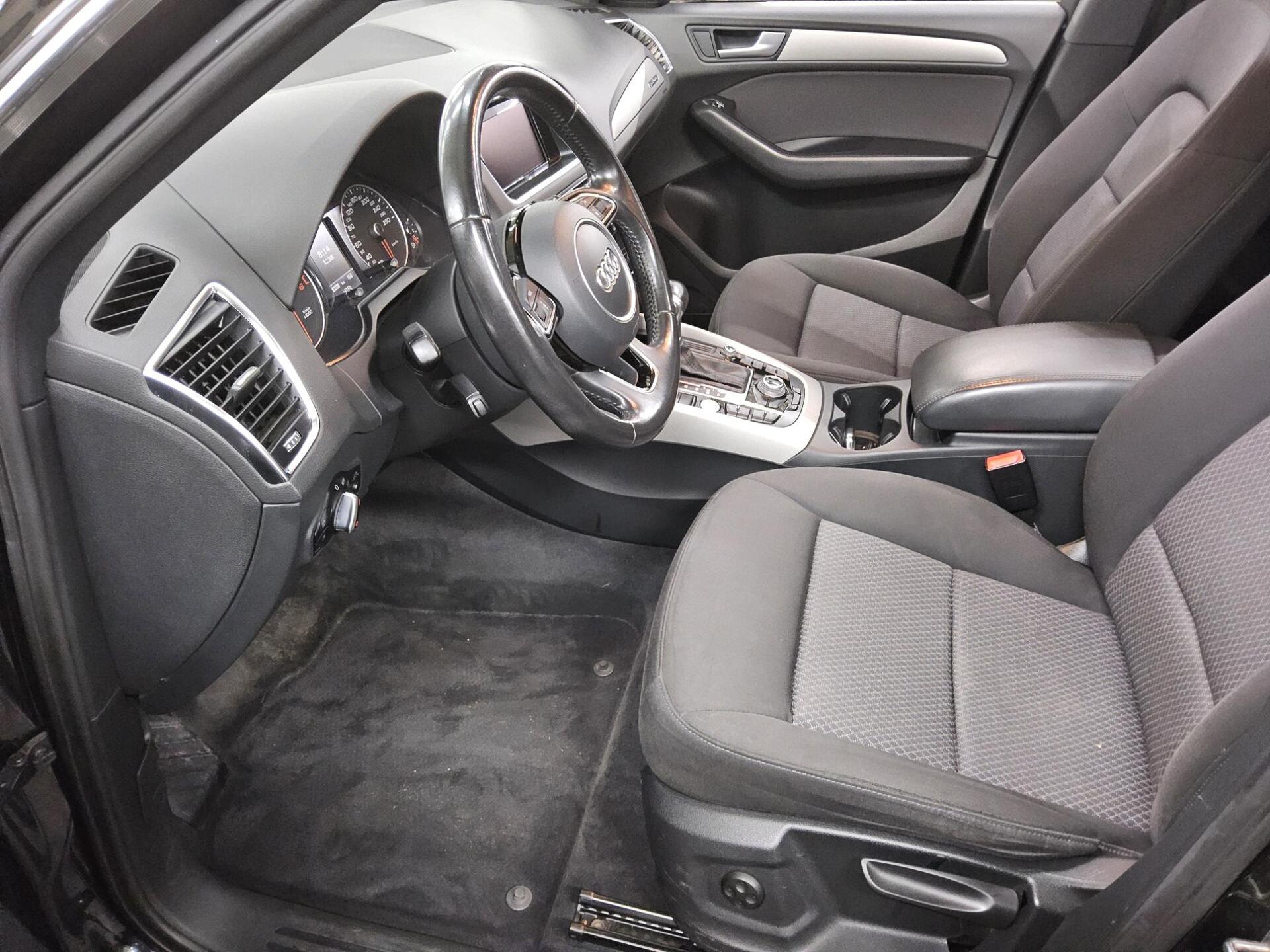 Audi Q5 2.0 TDI Qu. Navi Xenon Pano HU 05/27 Shz PDC 8