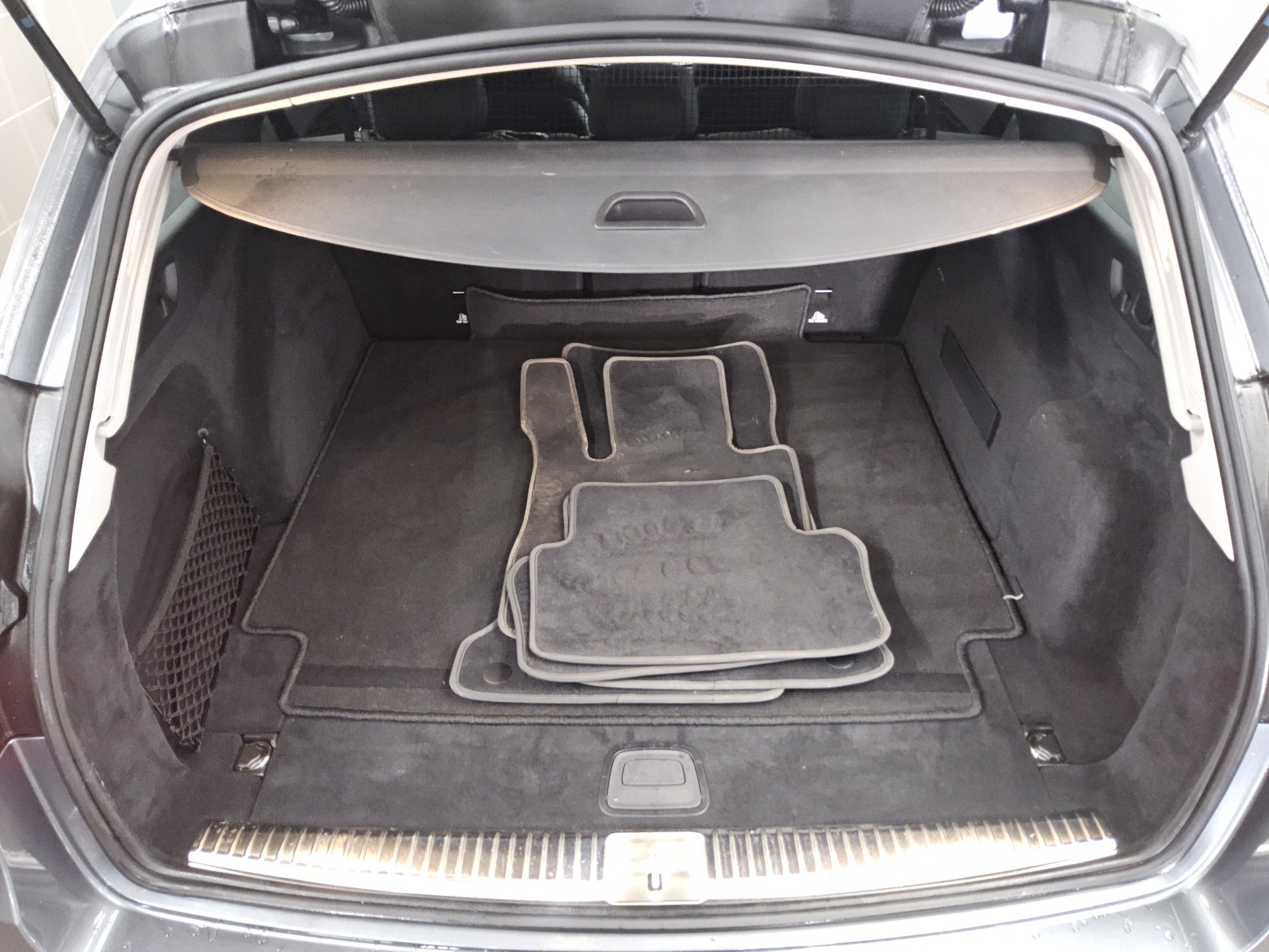 Mercedes-Benz E 300 T d Avantgarde Navi Multibeam GSD AHK RFK 12