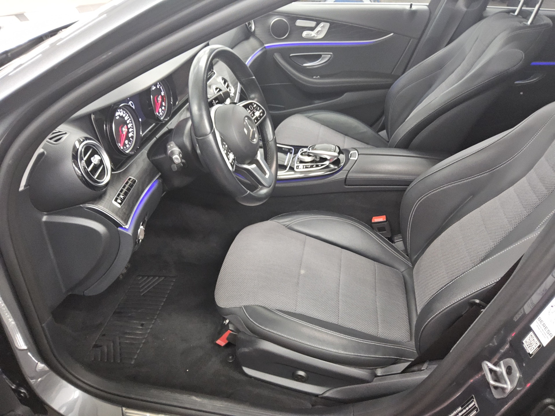 Mercedes-Benz E 300 T d Avantgarde Navi Multibeam GSD AHK RFK 8