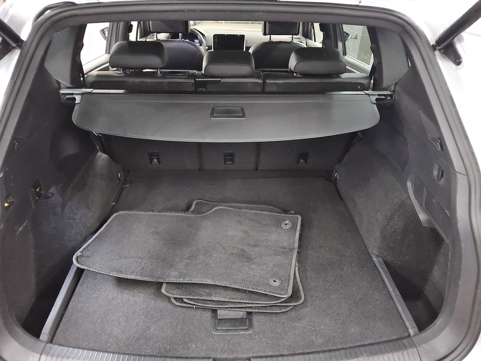 Seat Tarraco 2.0 TDI 4Drive Xcellence Leder DCC AHK 12