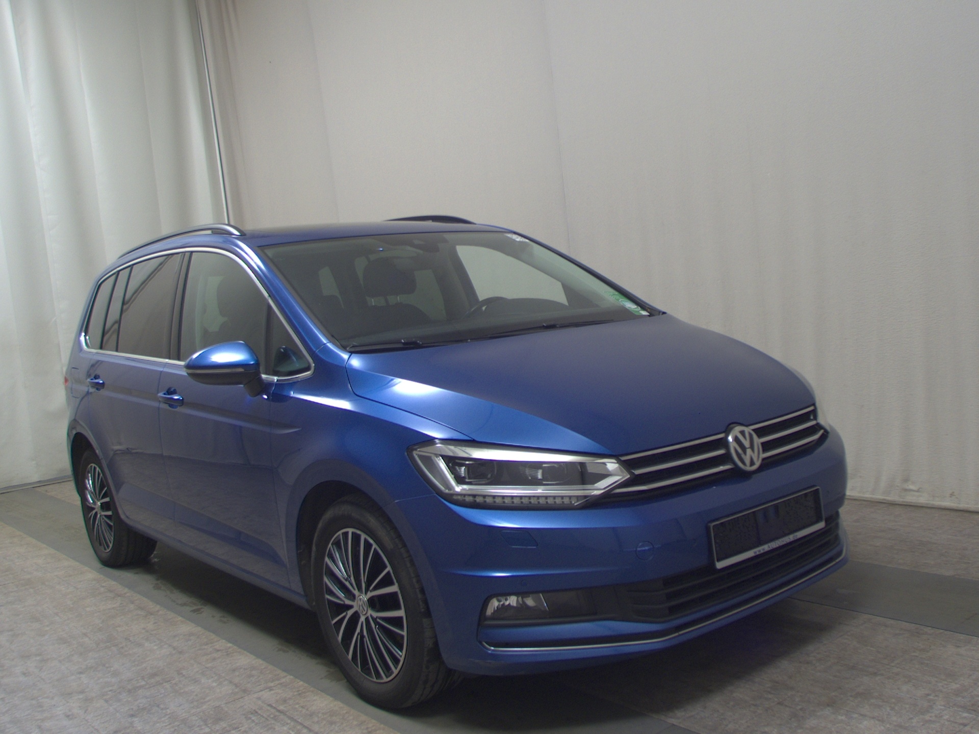 Volkswagen Touran 2.0 TDI Highline Navi LED Pano Ahk RFK 3