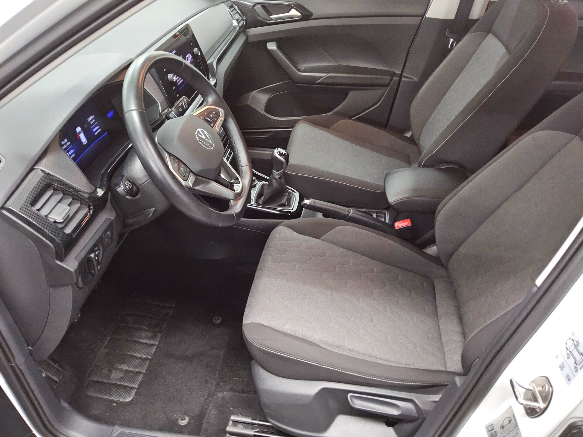 Volkswagen T-Cross 1.0 TSI Life Navi DC LED PDC Shz ACC 9