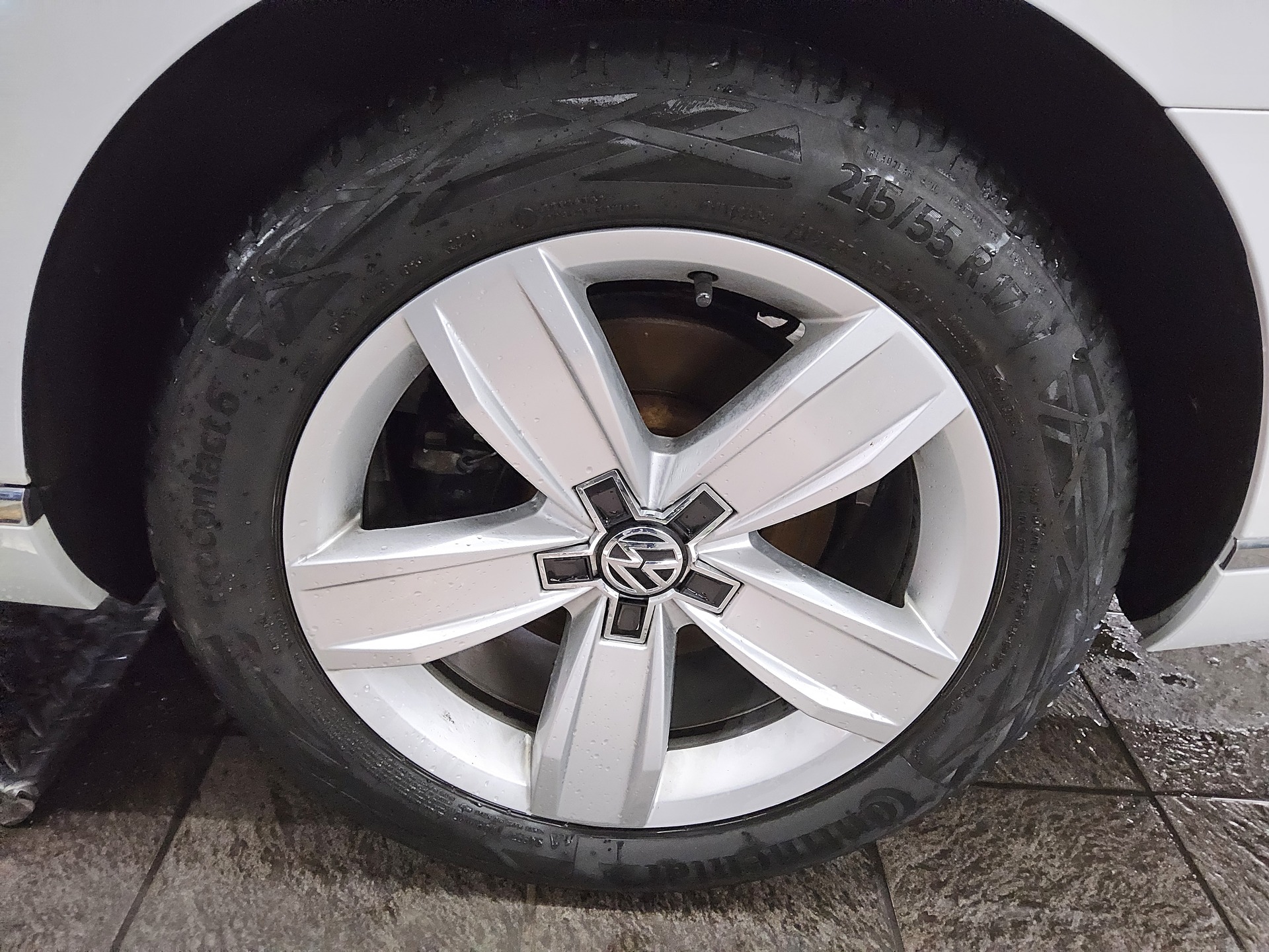 Volkswagen Passat Var. 2.0 TDI Elegance Navi Matrix AID RfK 11