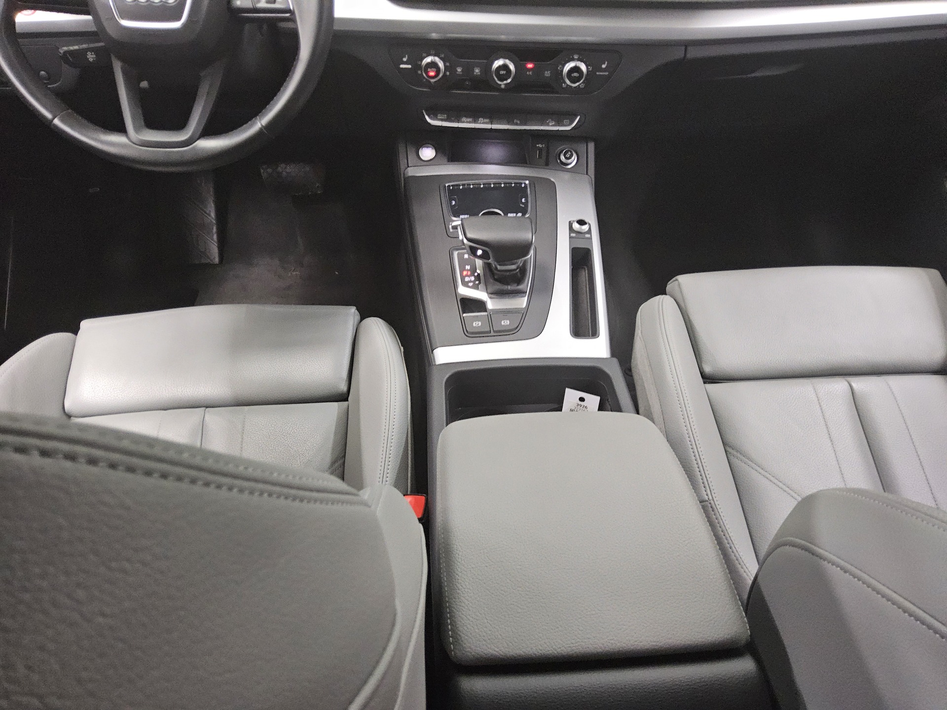 Audi Q5 35 TDI Leder Navi+ Xenon vc LED RFK Ambiente 6