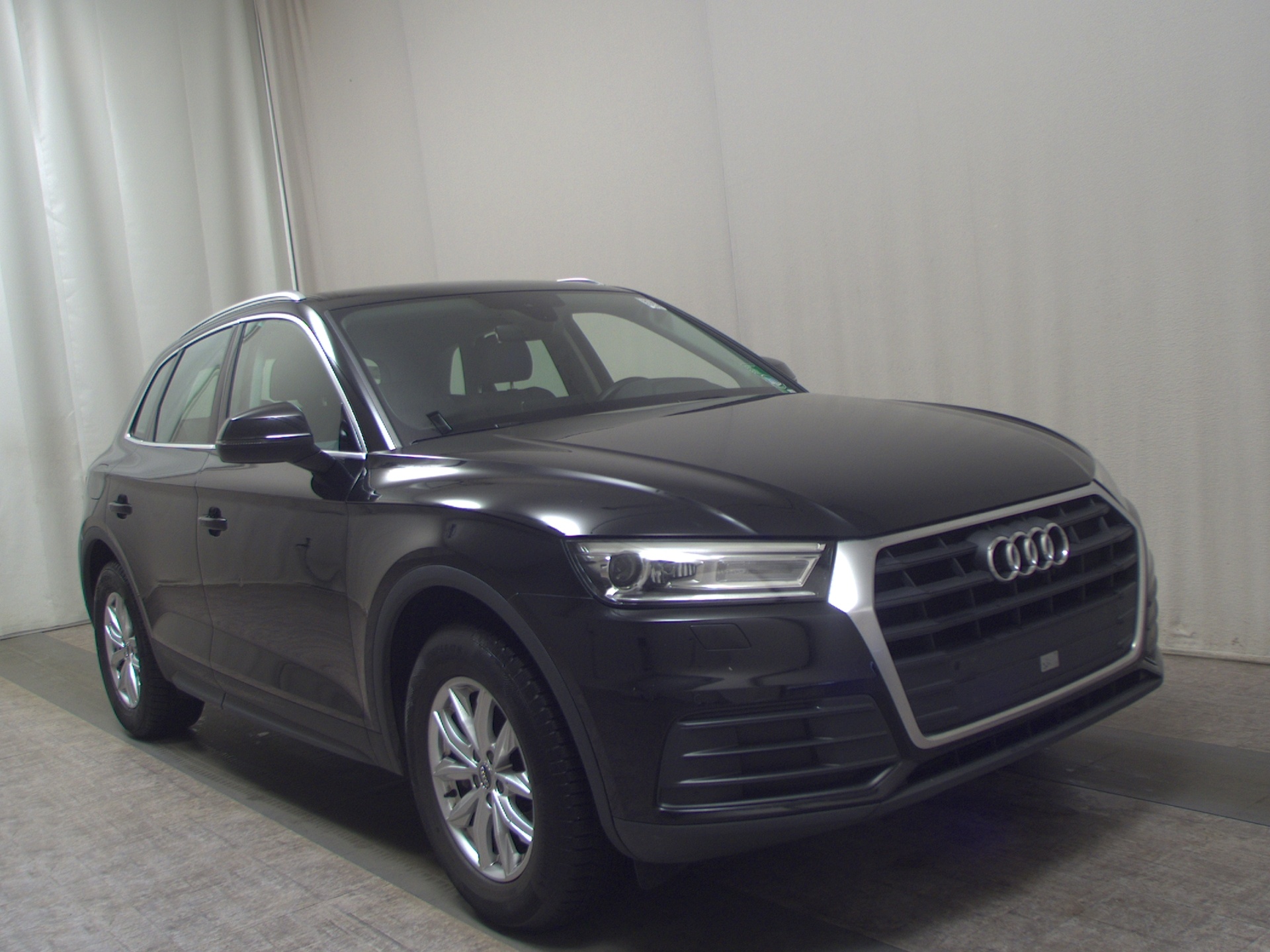 Audi Q5 35 TDI Leder Navi+ Xenon vc LED RFK Ambiente 3