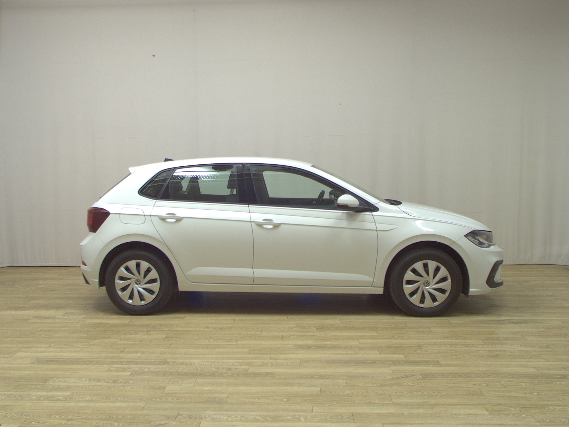 Volkswagen Polo 1.0 TSI Life Navi LED DC PDC DAB+