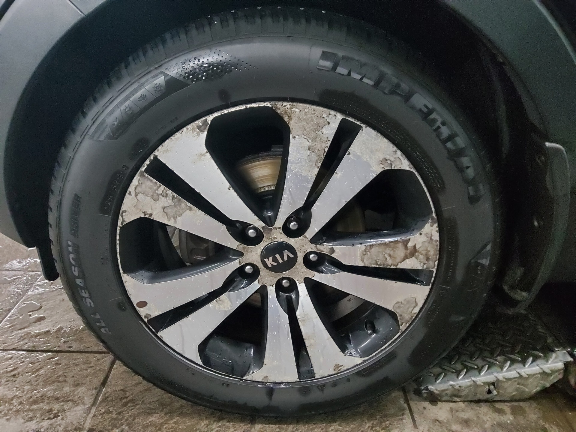 Kia Sportage 2.0 CRDI 4WD Leder AHK Navi GSD RfK Shz 10