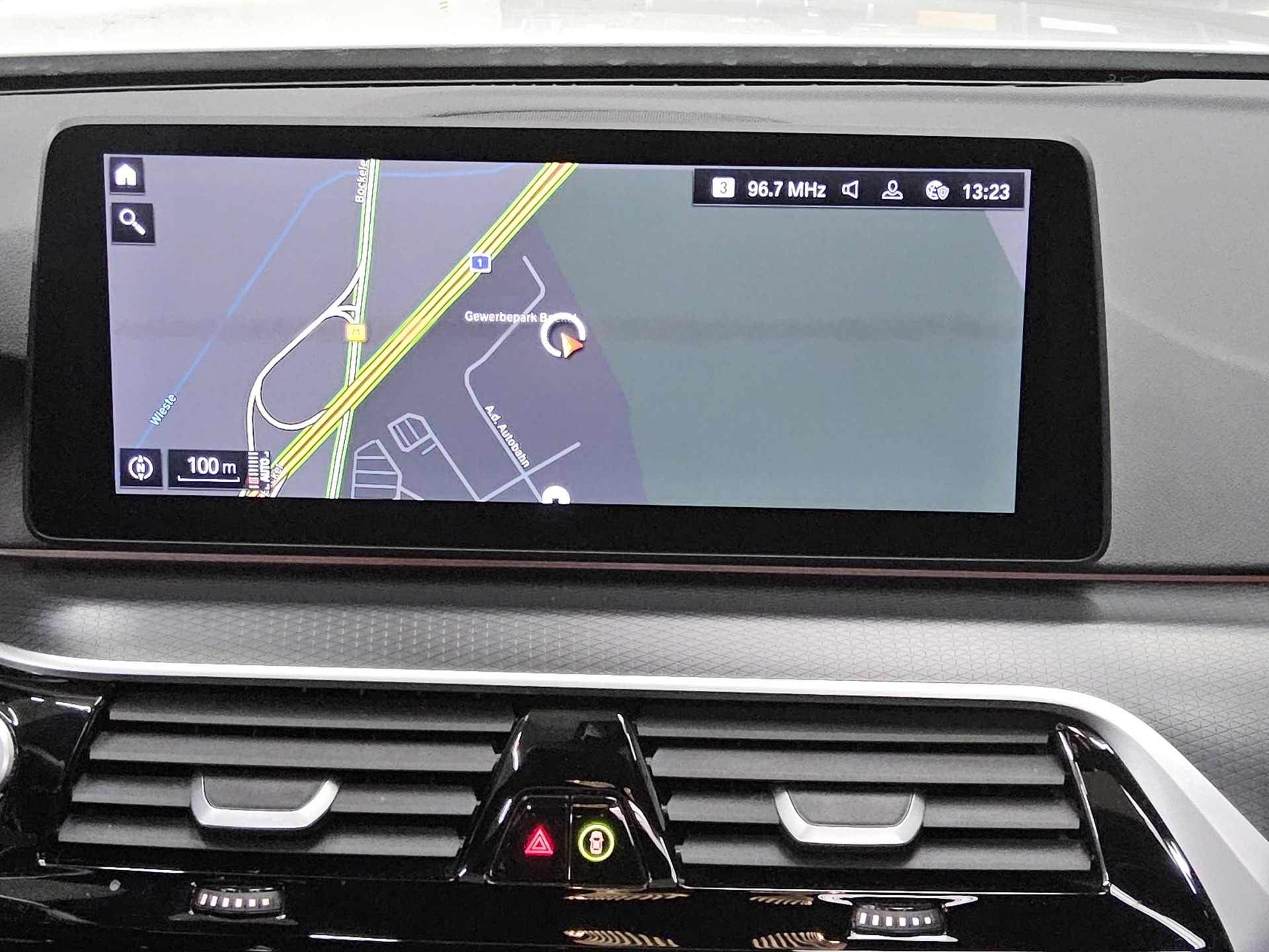 BMW 520dA Touring M-Sport Leder LC Pro Pano HiFi Ahk 7