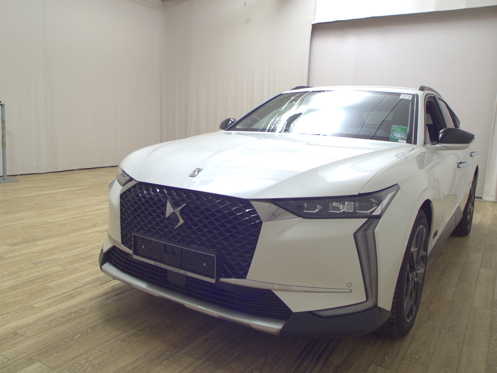 DS DS4 1.5 BlueHDI Cross Rivoli Navi LED HuD Focal 2