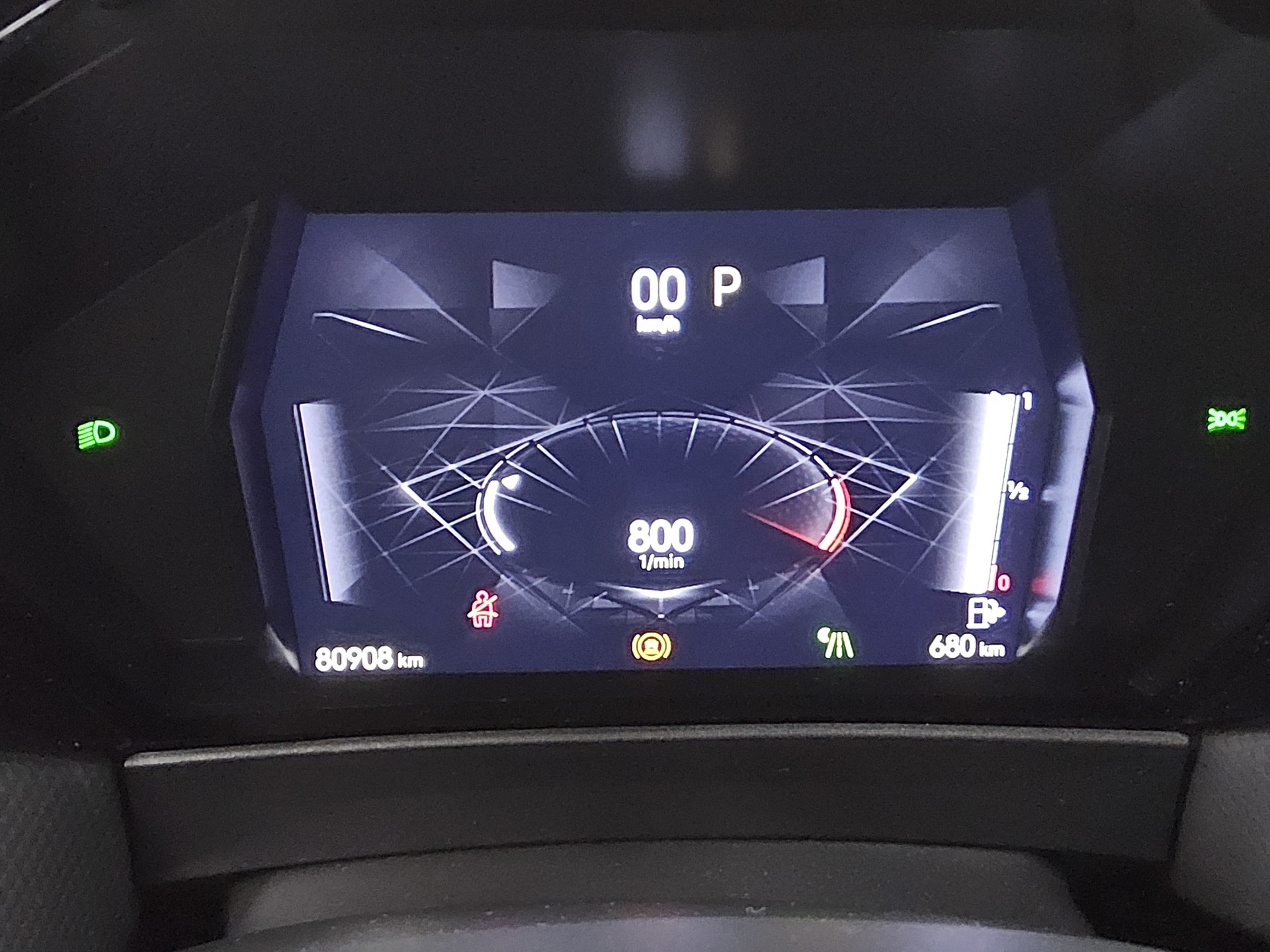 DS DS4 1.5 BlueHDI Cross Rivoli Navi LED HuD Focal 8