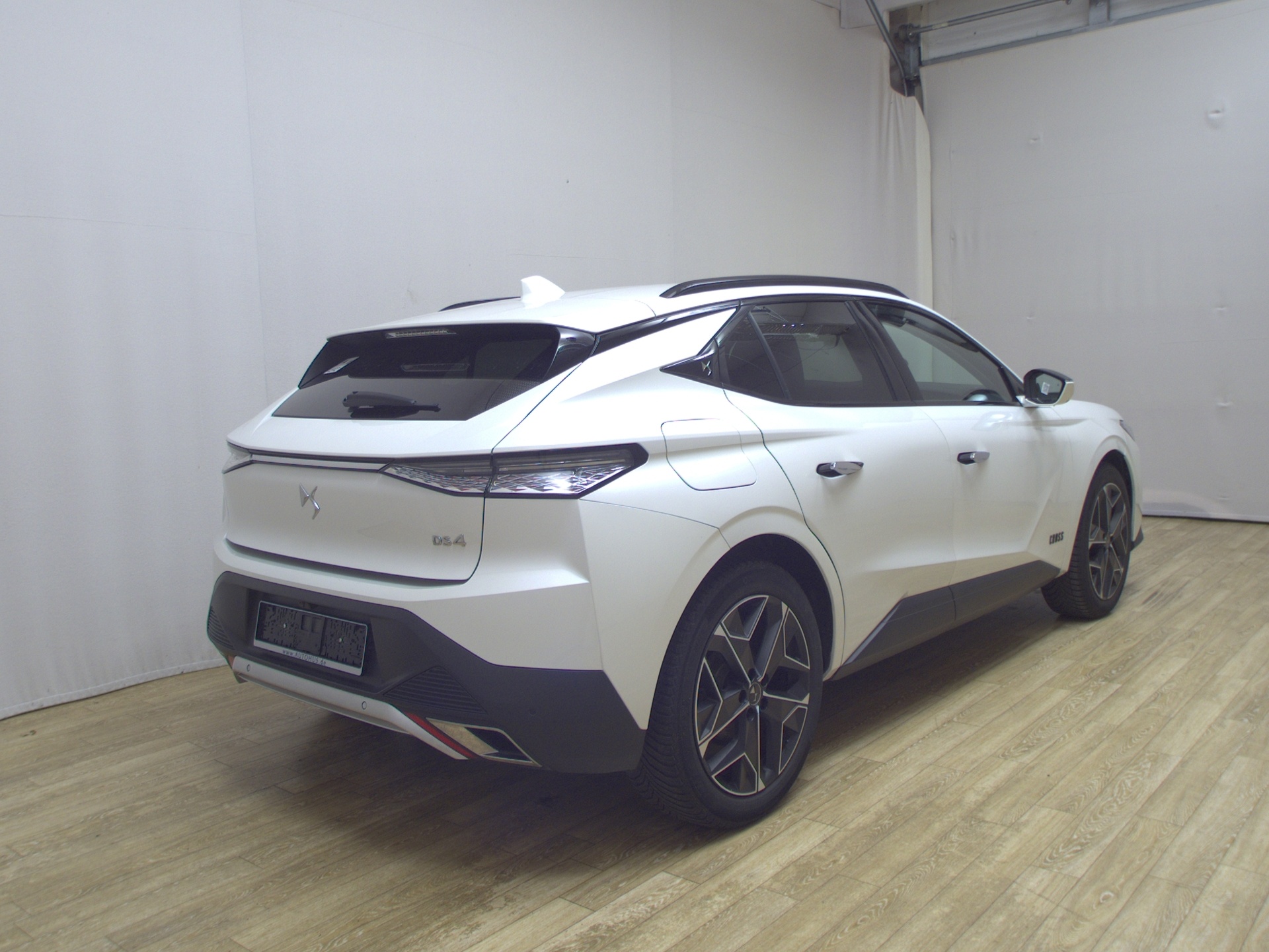 DS DS4 1.5 BlueHDI Cross Rivoli Navi LED HuD Focal 4