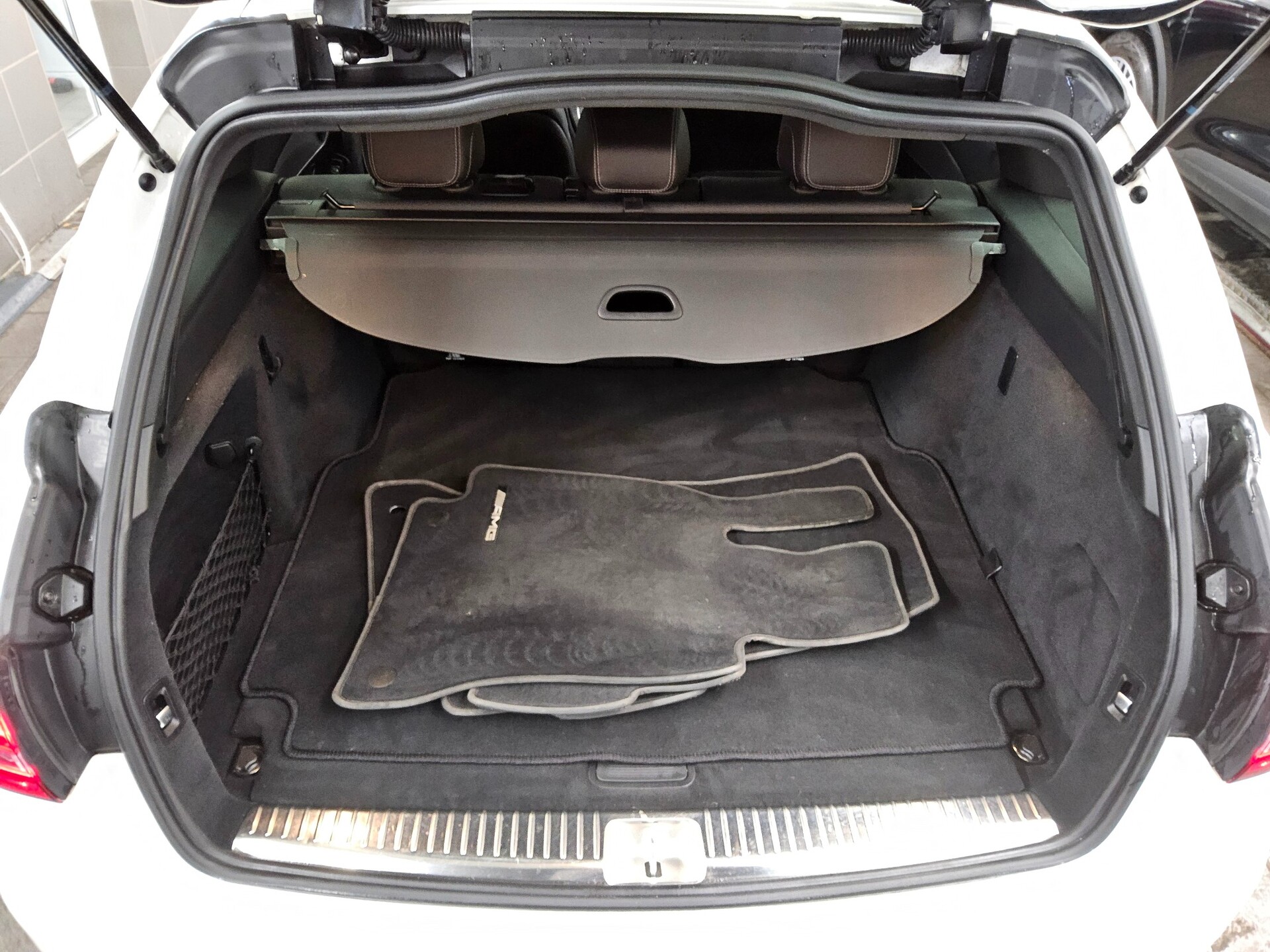 Mercedes-Benz C 300 T d AMG-Line Nav Burmester LED AHK Distr.+ 11