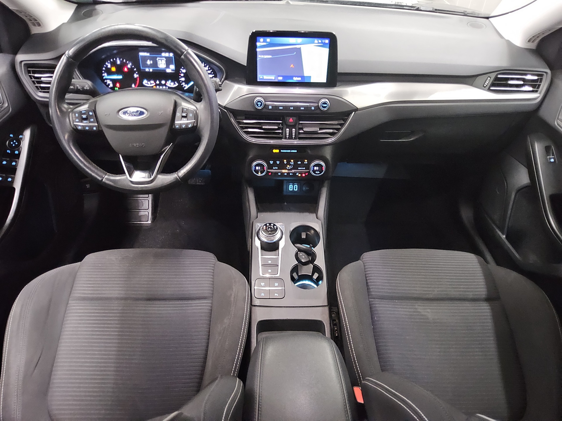 Ford Focus Turnier 2.0 EB Titanium Navi LED RFK AHK 5