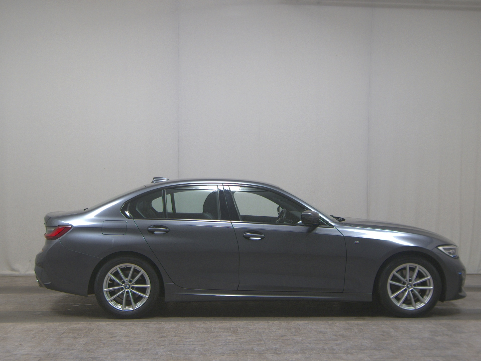 BMW 320dA Lim. M-Sport Navi LED AHK HiFi LC Pro