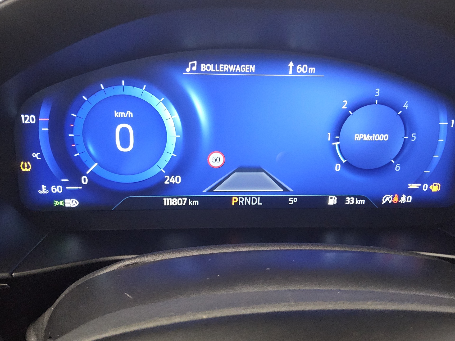 Ford Focus Turnier 1.5 EB Active Navi LED HuD B&O 8