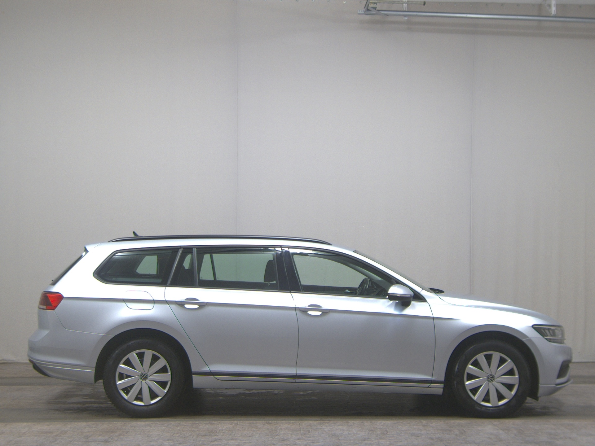 Volkswagen Passat Var. 2.0 TDI Navi LED Kamera Shz