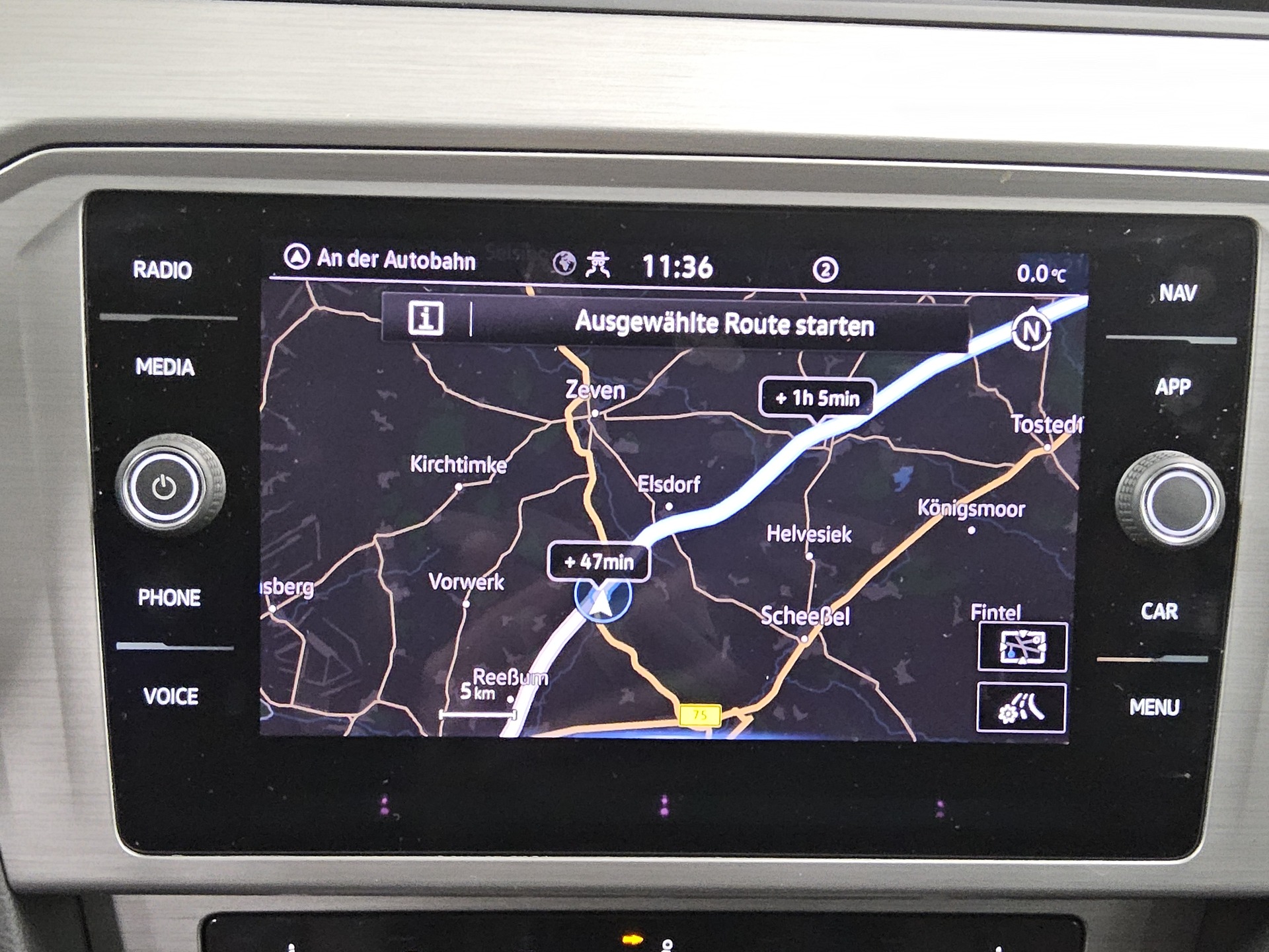 Volkswagen Passat Var. 2.0 TDI Navi LED Kamera Shz 7