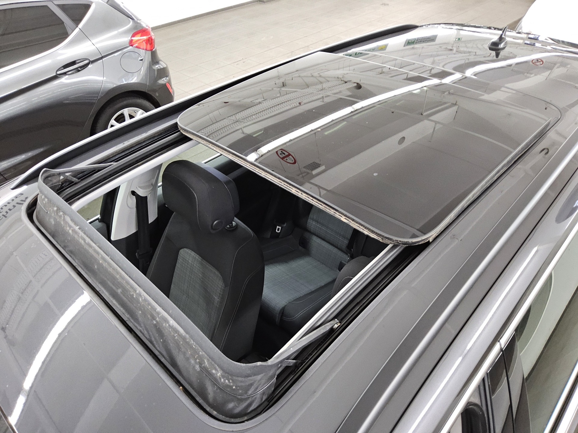 Volkswagen Passat Var. 2.0 TDI Business Navi AID Pano RFK 13