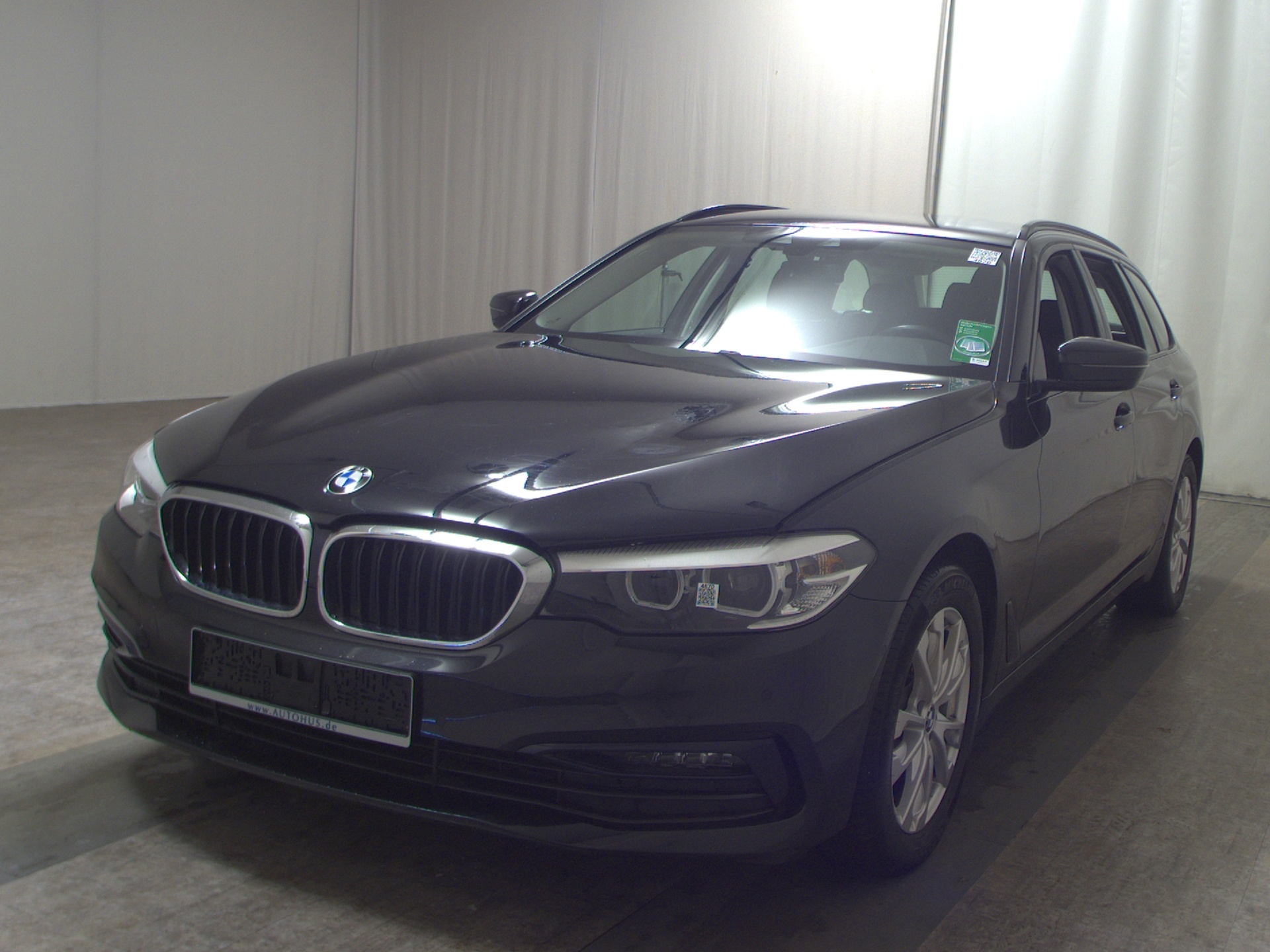 BMW 520dA Touring Sport-Line Navi LED Kamera Ahk 2
