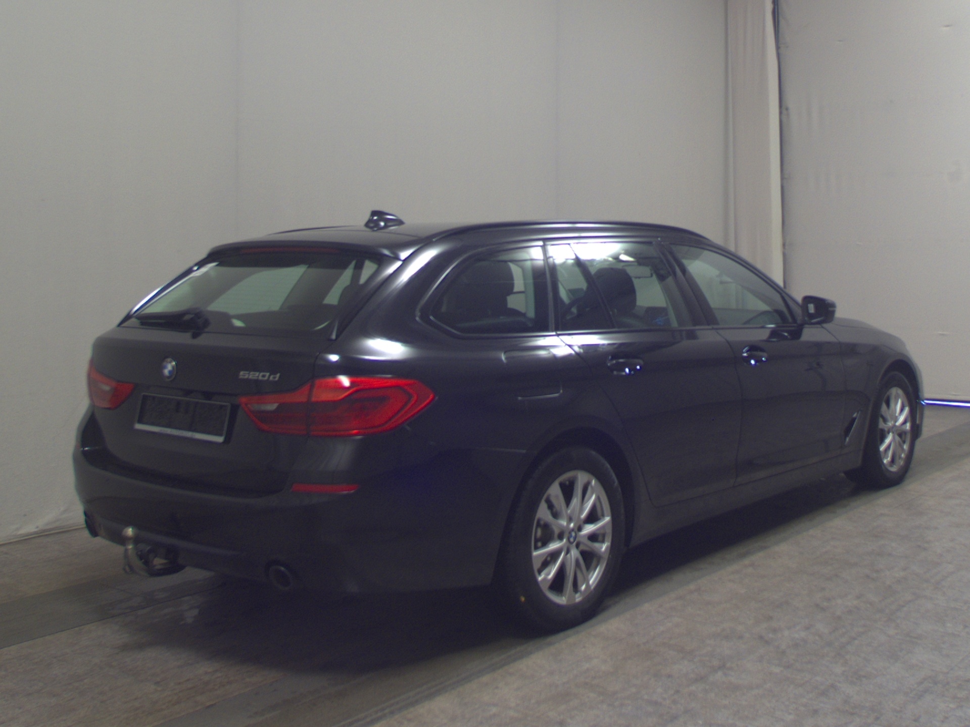 BMW 520dA Touring Sport-Line Navi LED Kamera Ahk 4