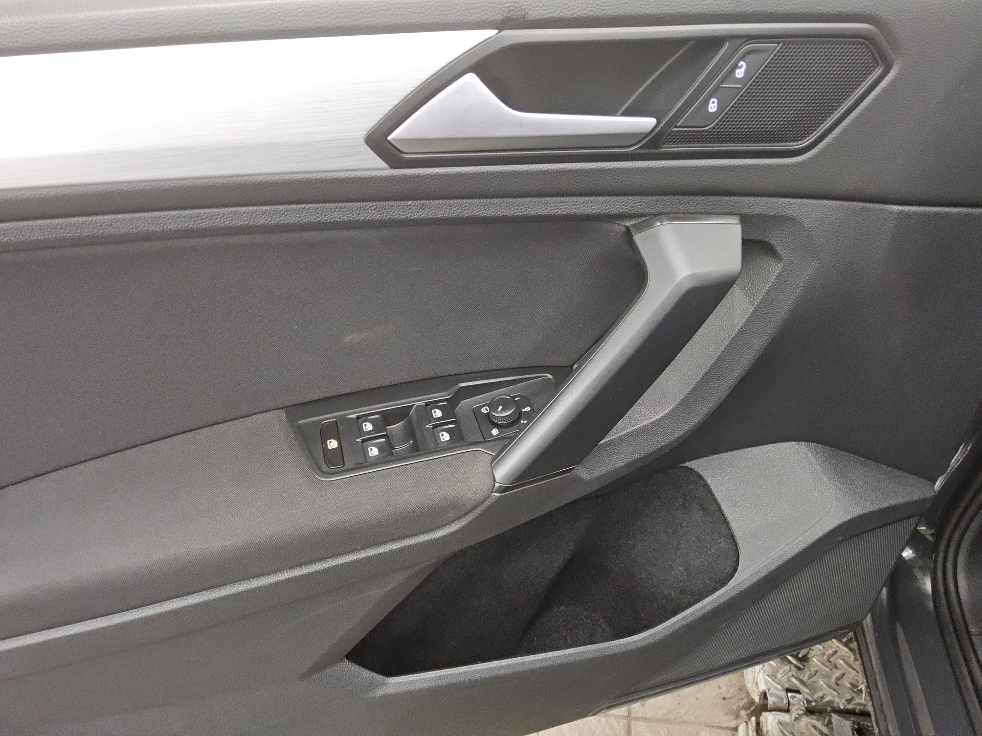 Volkswagen Tiguan 2.0 TDI 4M Comf. Navi+ AID Kamera Ahk RFK 10