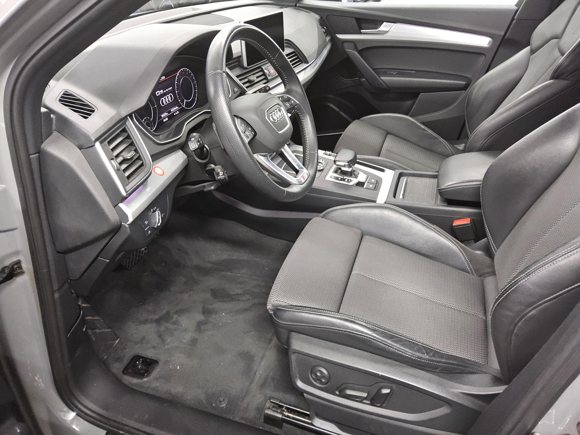 Audi Q5 50 TFSI e Qu. S-Line Navi Pano vc B&O LED RFK 9