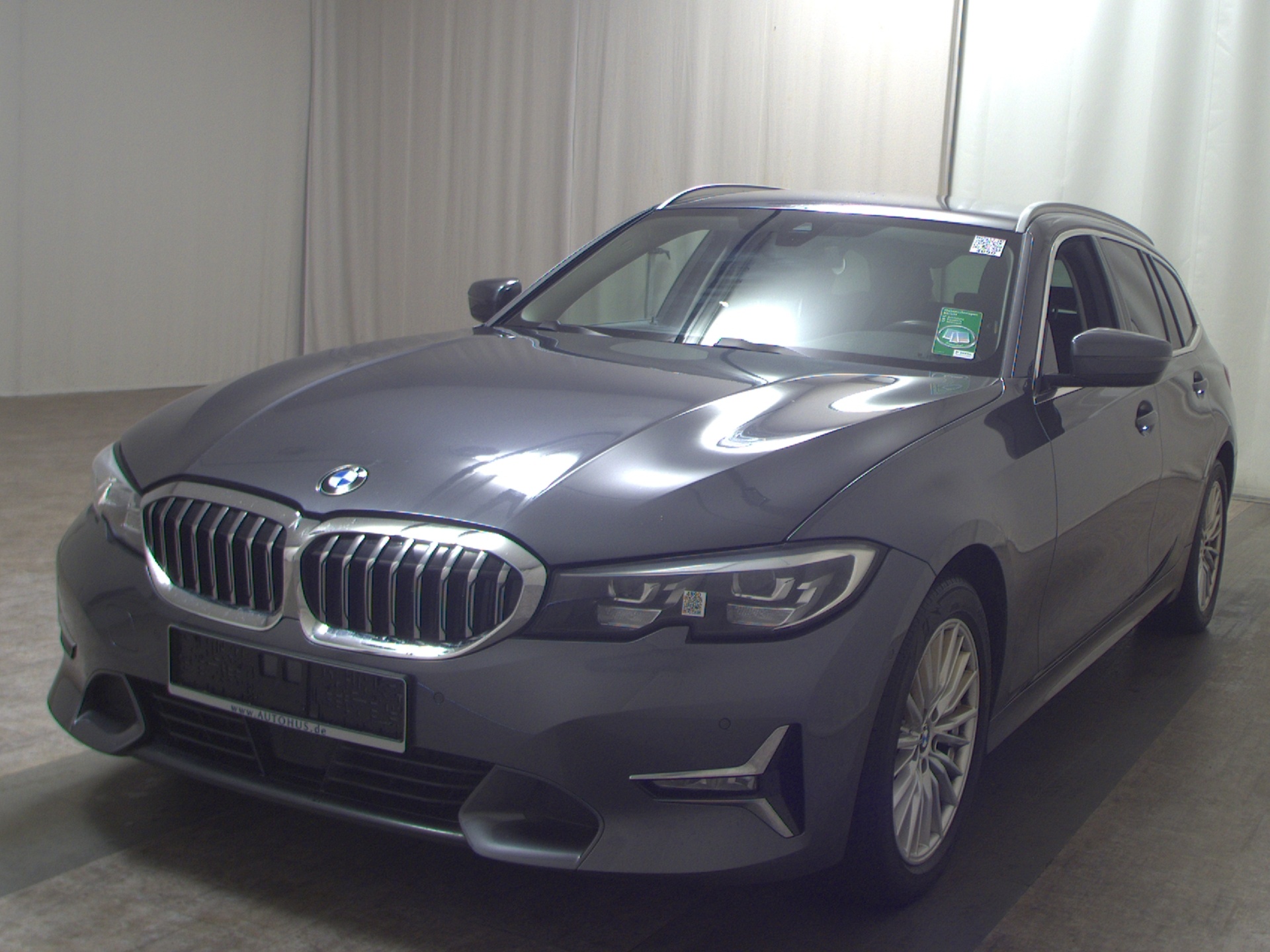 BMW 320dA Touring xDr Luxury-Line Leder Nav HiFi RFK 2