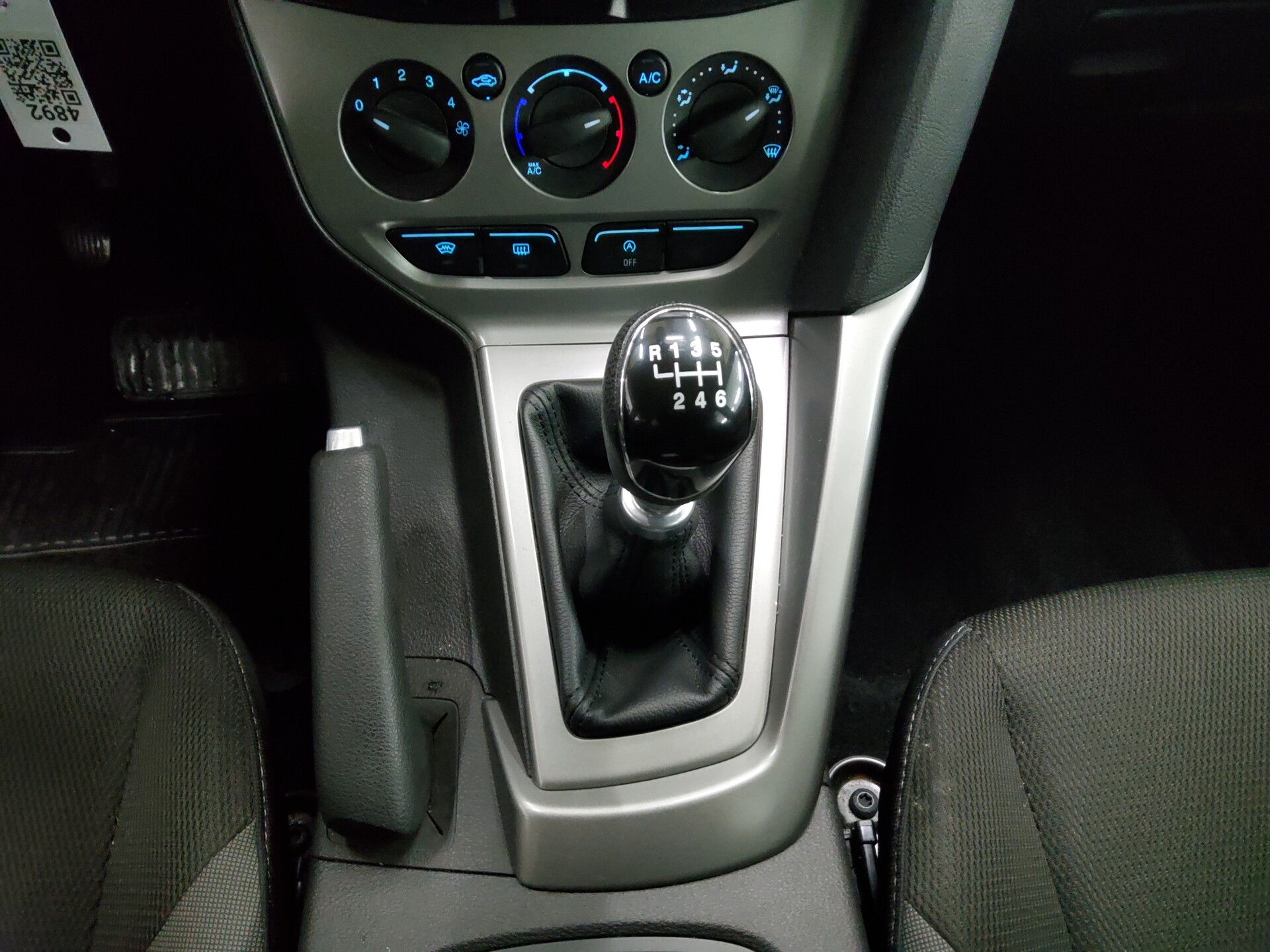 Ford Focus Turnier 1.6 TDCi Trend Navi Shz PDC 6