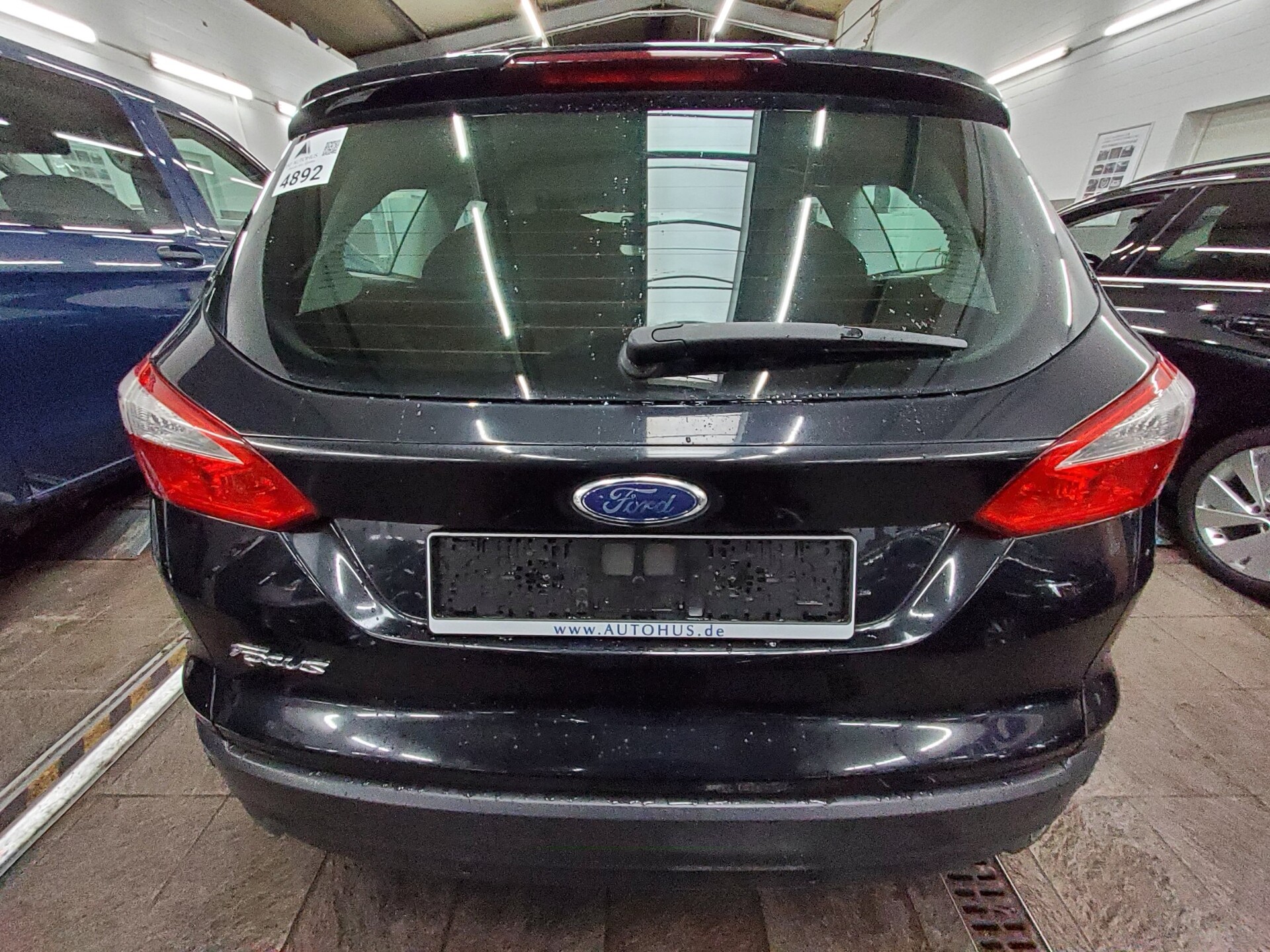 Ford Focus Turnier 1.6 TDCi Trend Navi Shz PDC 10
