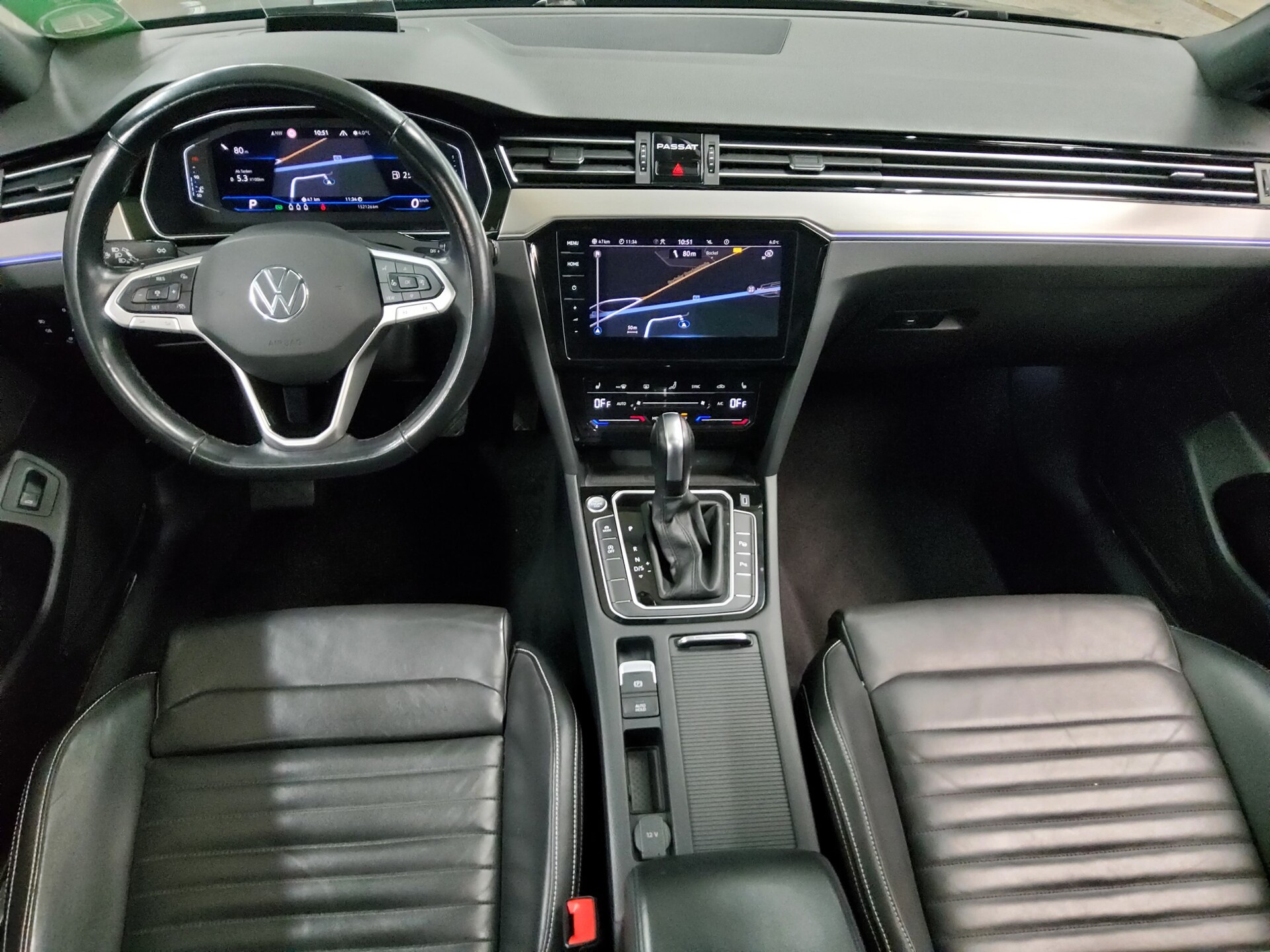 Volkswagen Passat Var. 2.0 TDI Elegance Leder DC Pano HuD 5