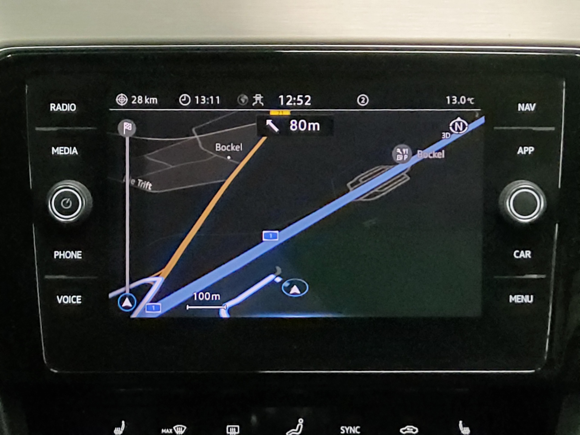 Volkswagen Passat Var. 2.0 TDI R-Line T-Leder Navi IQ.Light 7