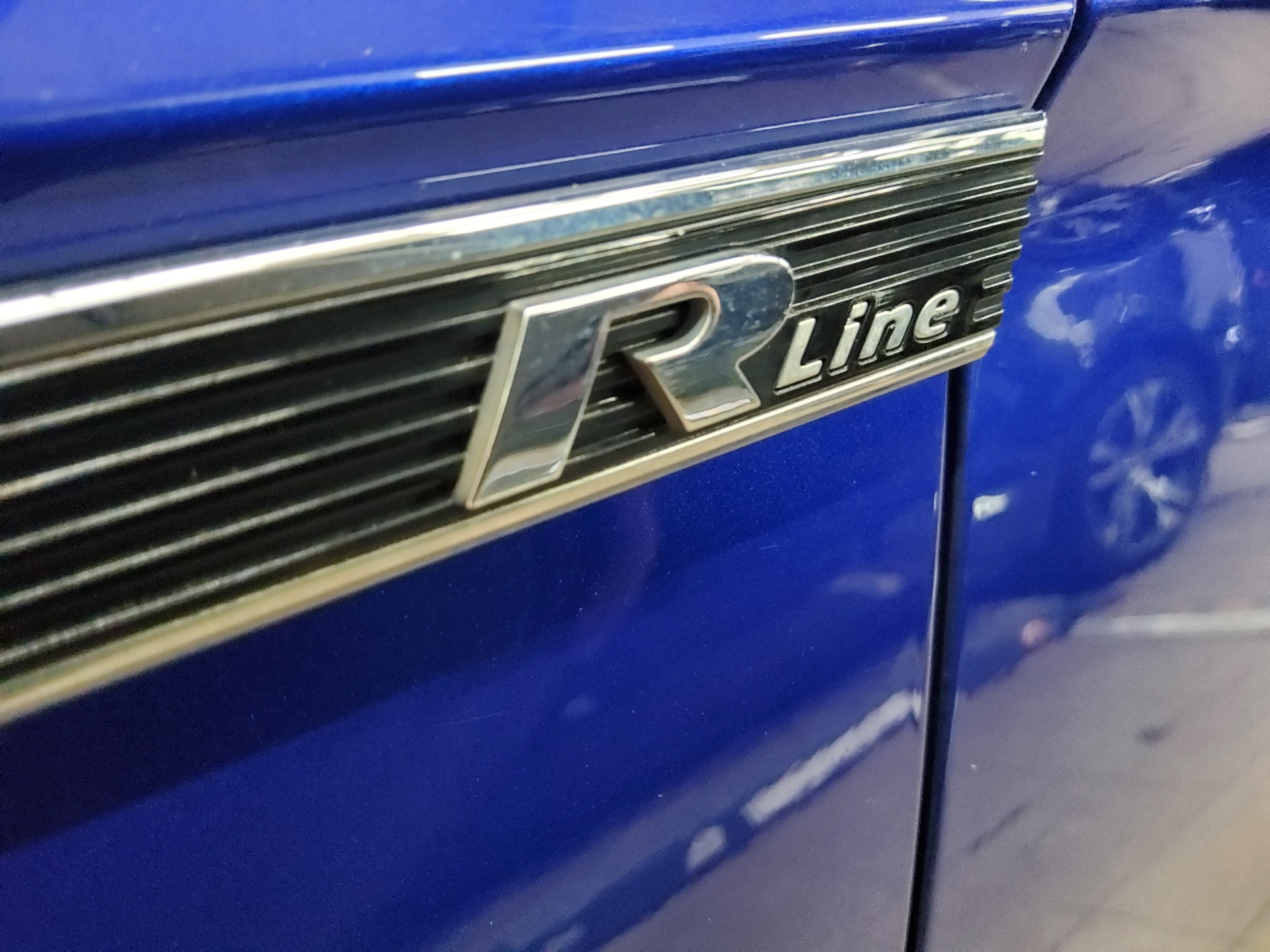 Volkswagen Passat Var. 2.0 TDI R-Line T-Leder Navi IQ.Light 11