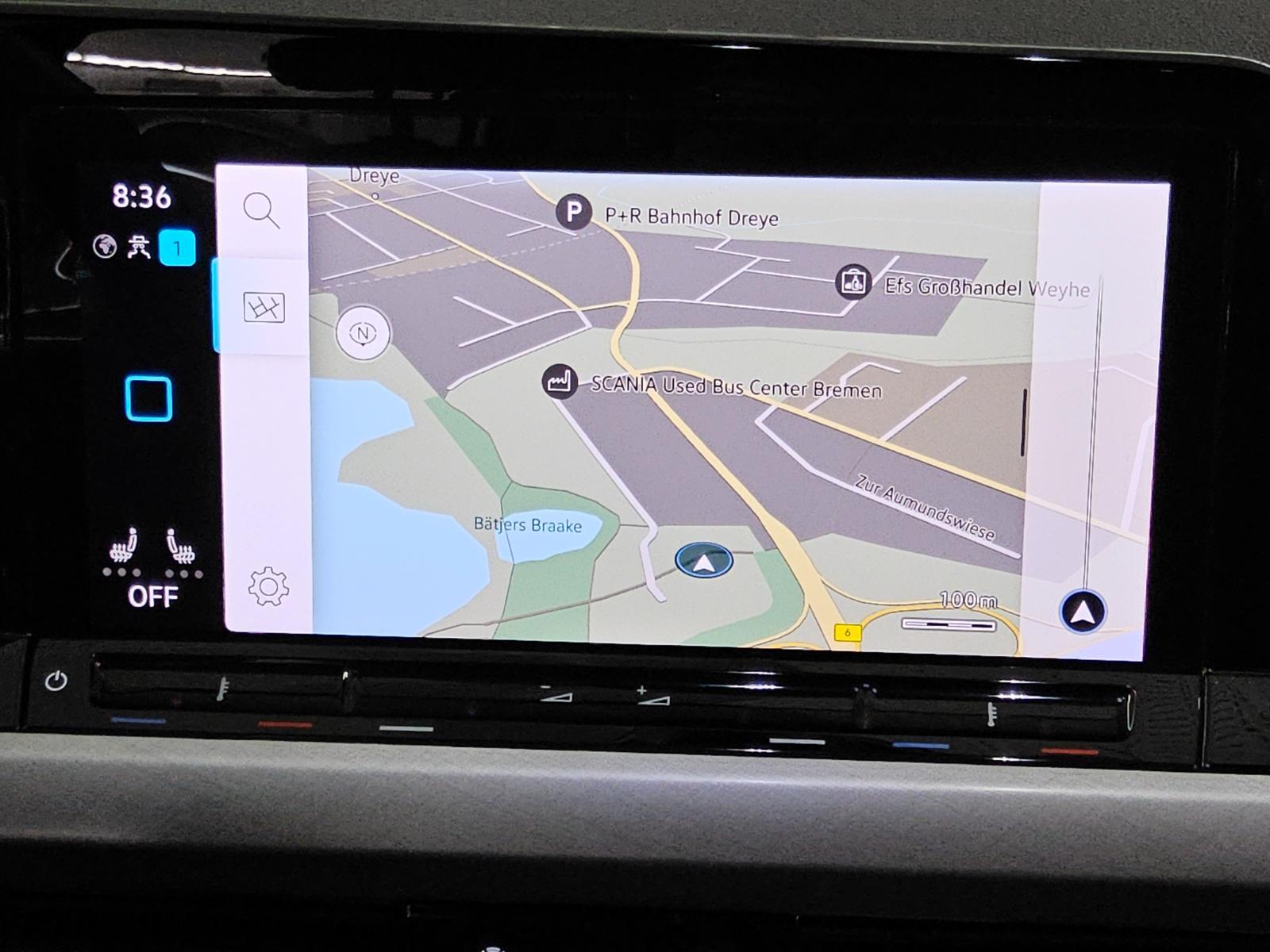 Volkswagen Golf-8 Var. 2.0 TDI Life Navi LED+ AID ACC PDC 7