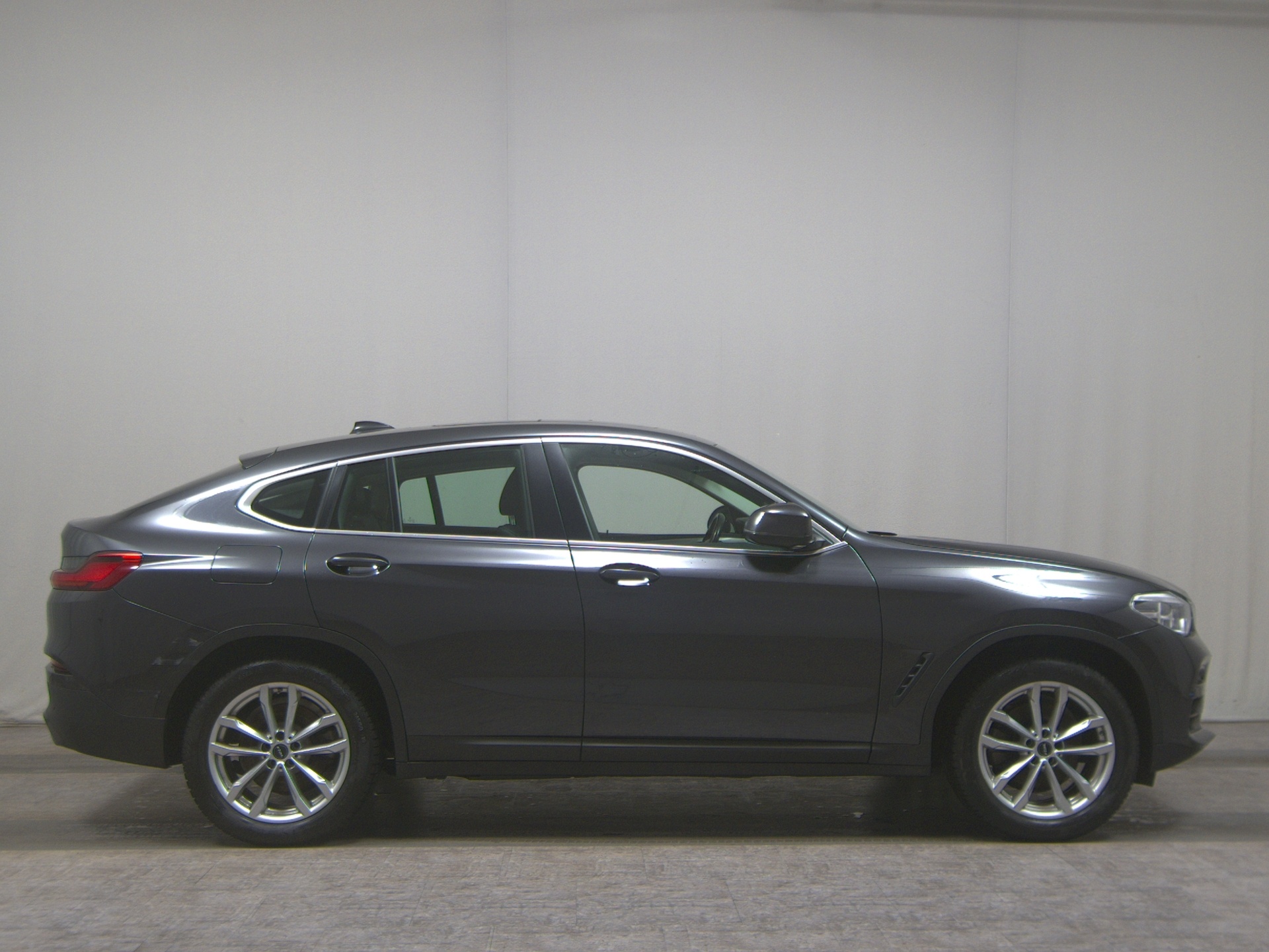 BMW X4 xDrive20d Advantage Navi LED LC HuD Pano AHK