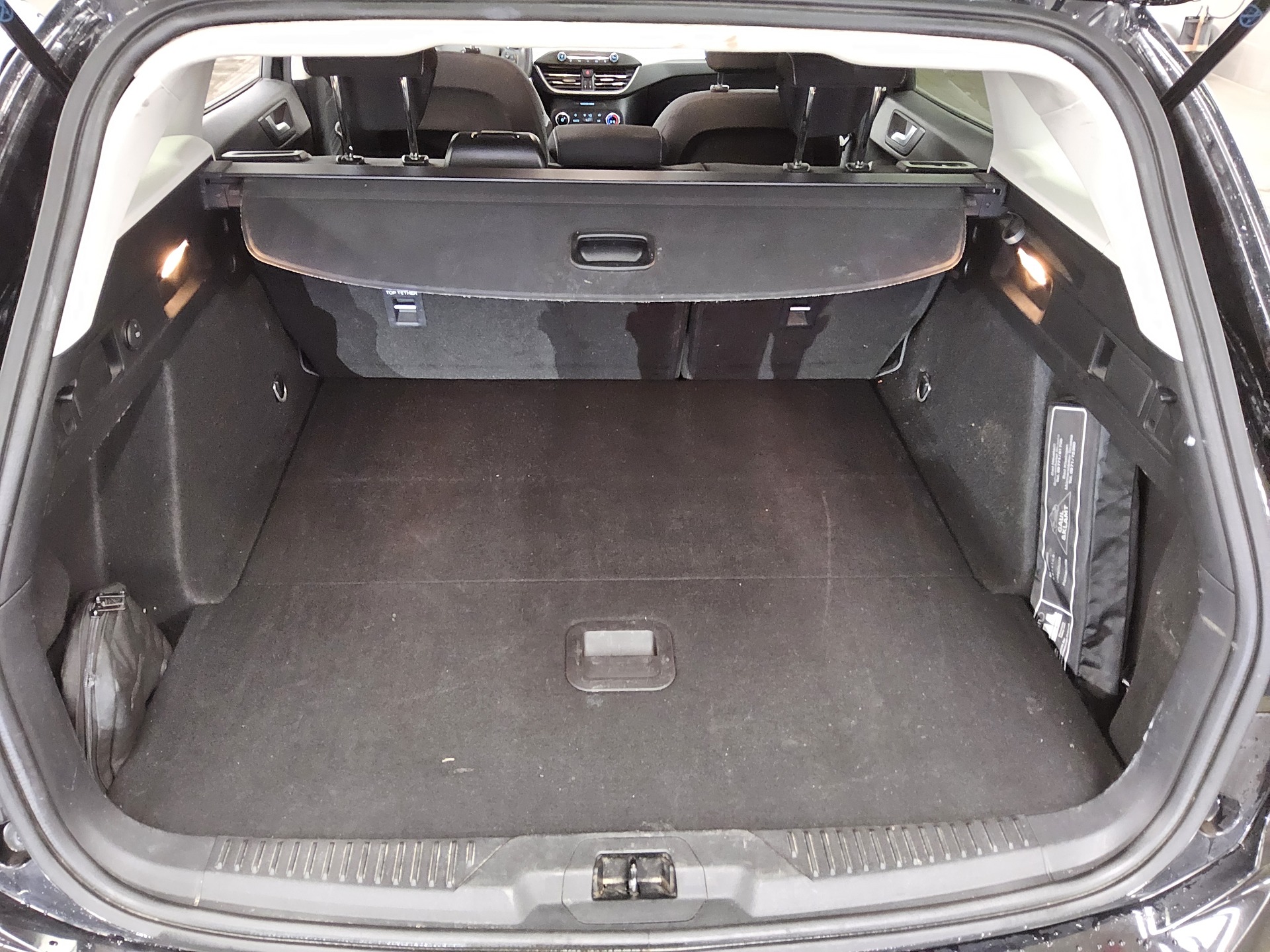 Ford Focus Turnier 2.0 EB Cool&Connect Navi Rfk Ahk 11