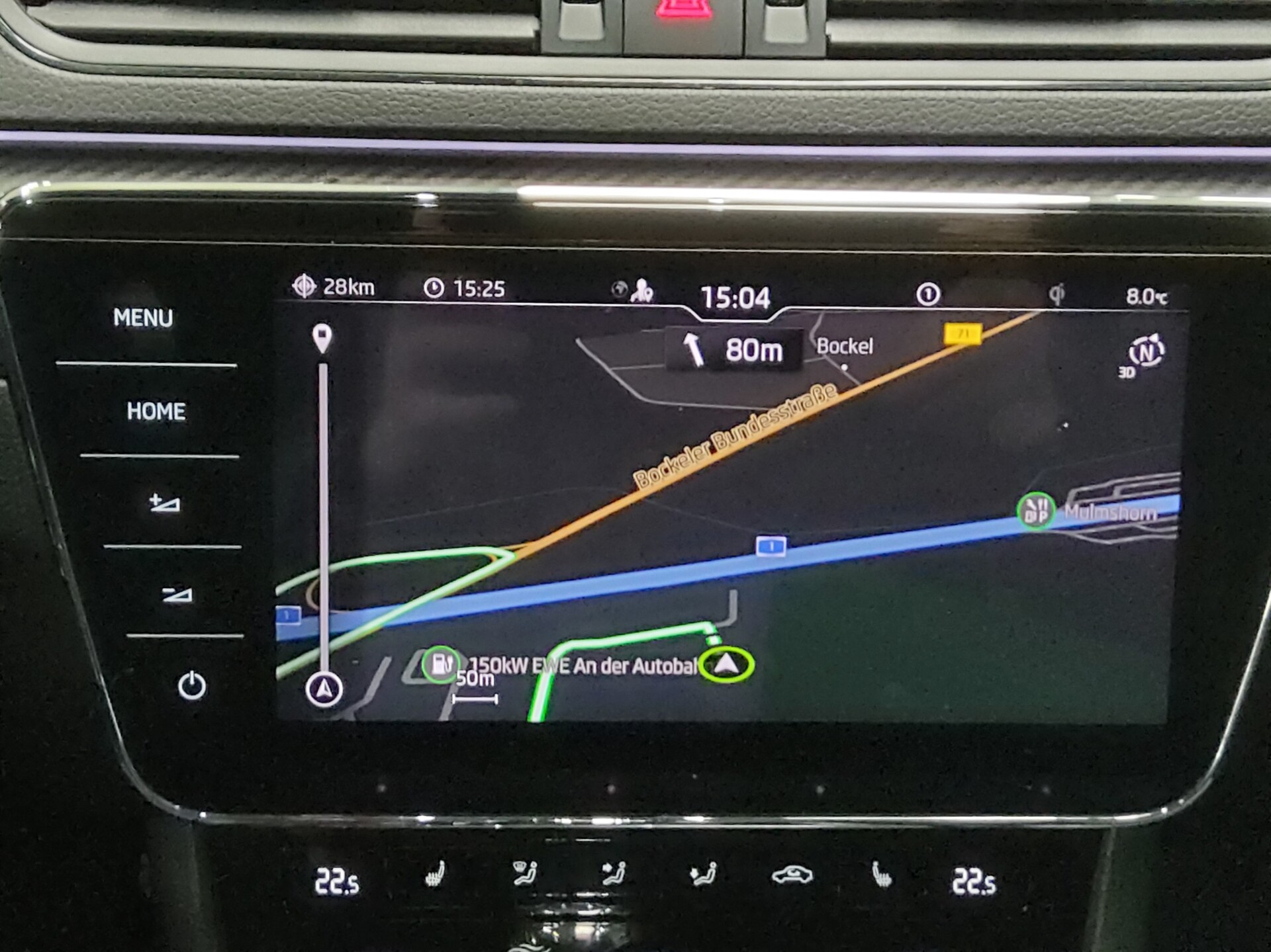 Skoda Superb Kombi 2.0 TDI SportLine Navi DC LED RfK 7