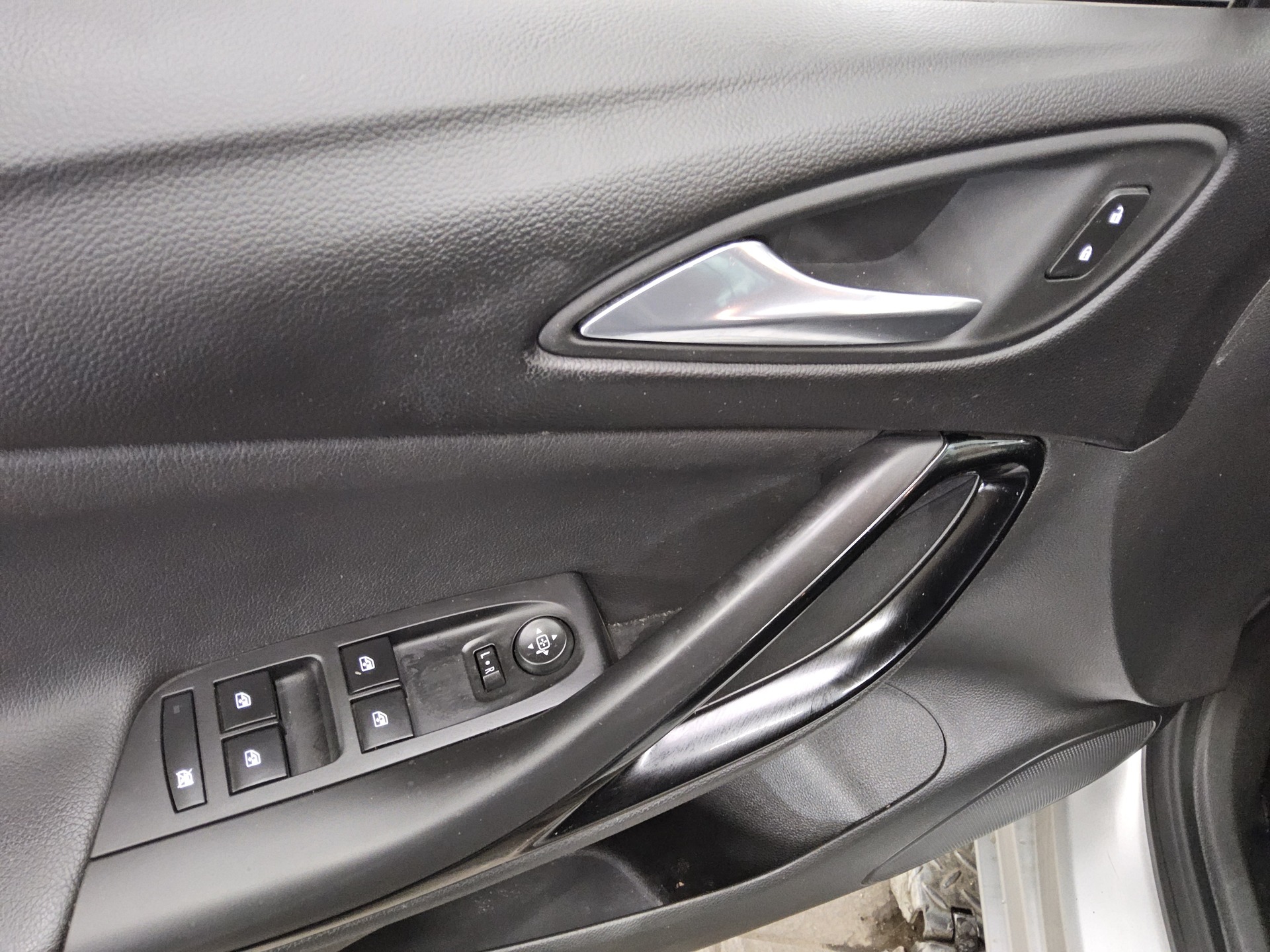 Opel Astra ST 1.5 D Navi LED T-Leder AHK 9