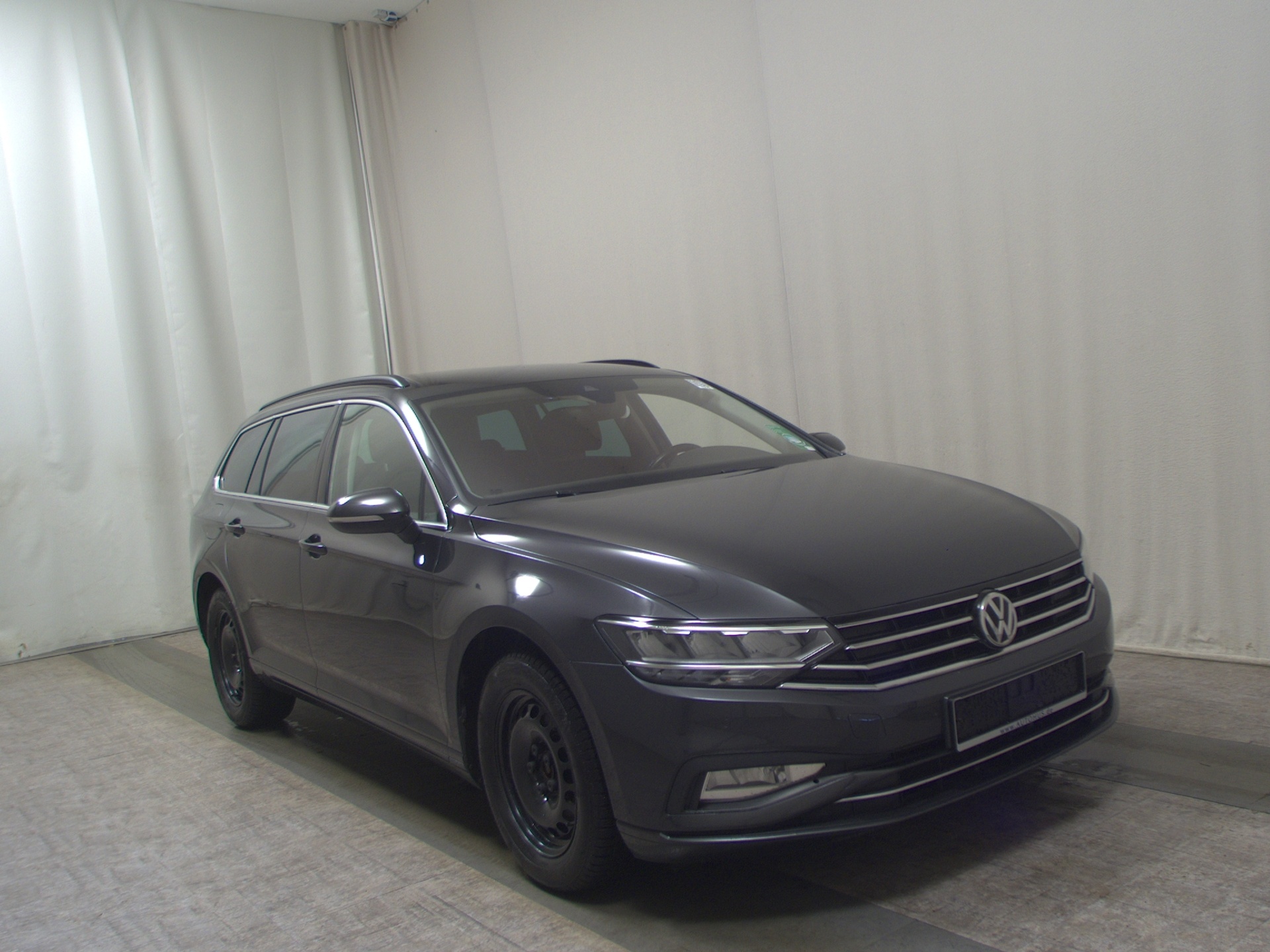 Volkswagen Passat Var. 1.6 TDI Business Navi LED RfK ACC 3