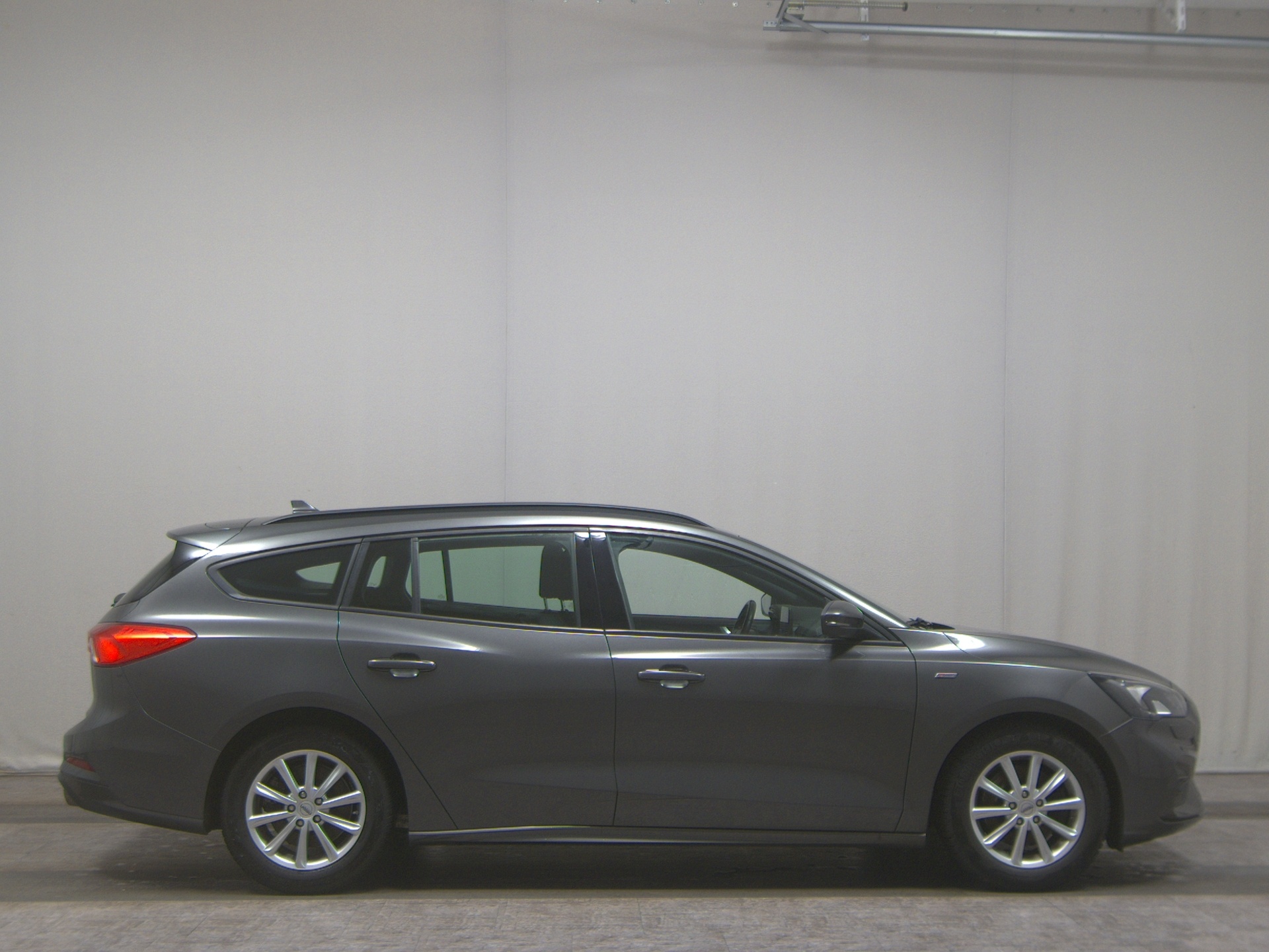 Ford Focus Turnier 1.5 EB ST-Line Navi LED PDC Shz