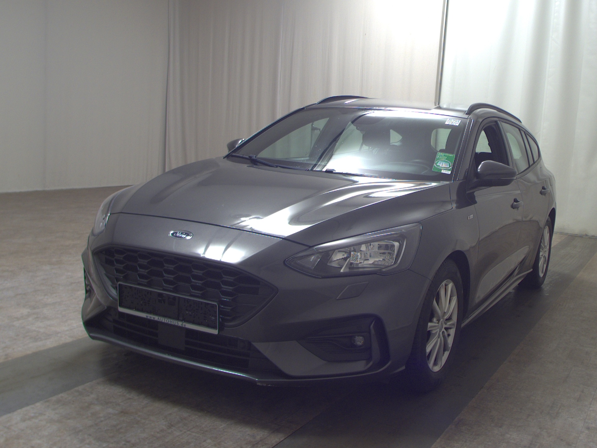 Ford Focus Turnier 1.5 EB ST-Line Navi LED PDC Shz 2