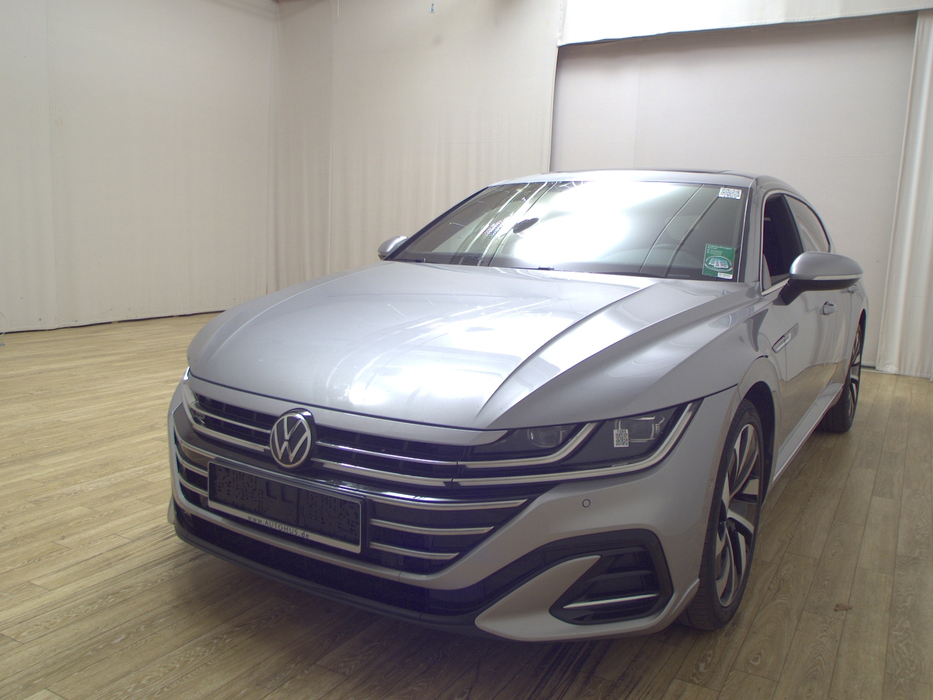 Volkswagen Arteon SB 2.0 TDI R-Line Leder Navi AID LED Pano 2