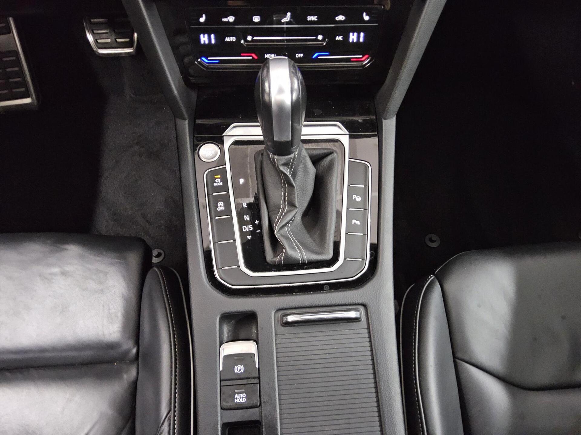 Volkswagen Arteon SB 2.0 TDI R-Line Leder Navi AID LED Pano 6