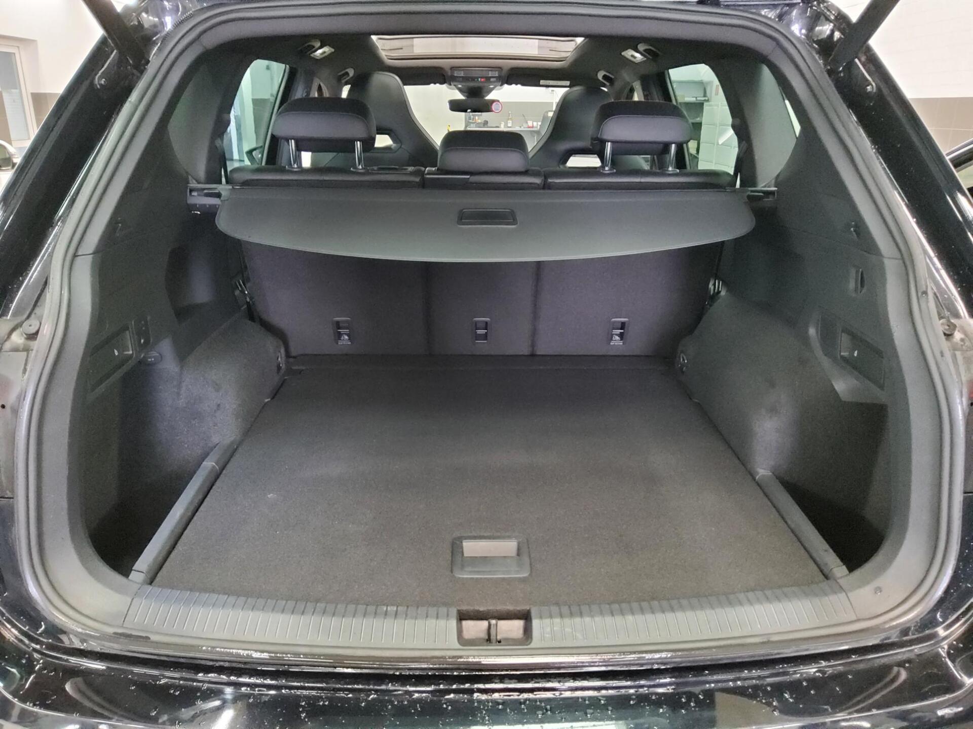 Seat Tarraco 2.0 TDI 4Drive FR-Line Navi LED Pano 12